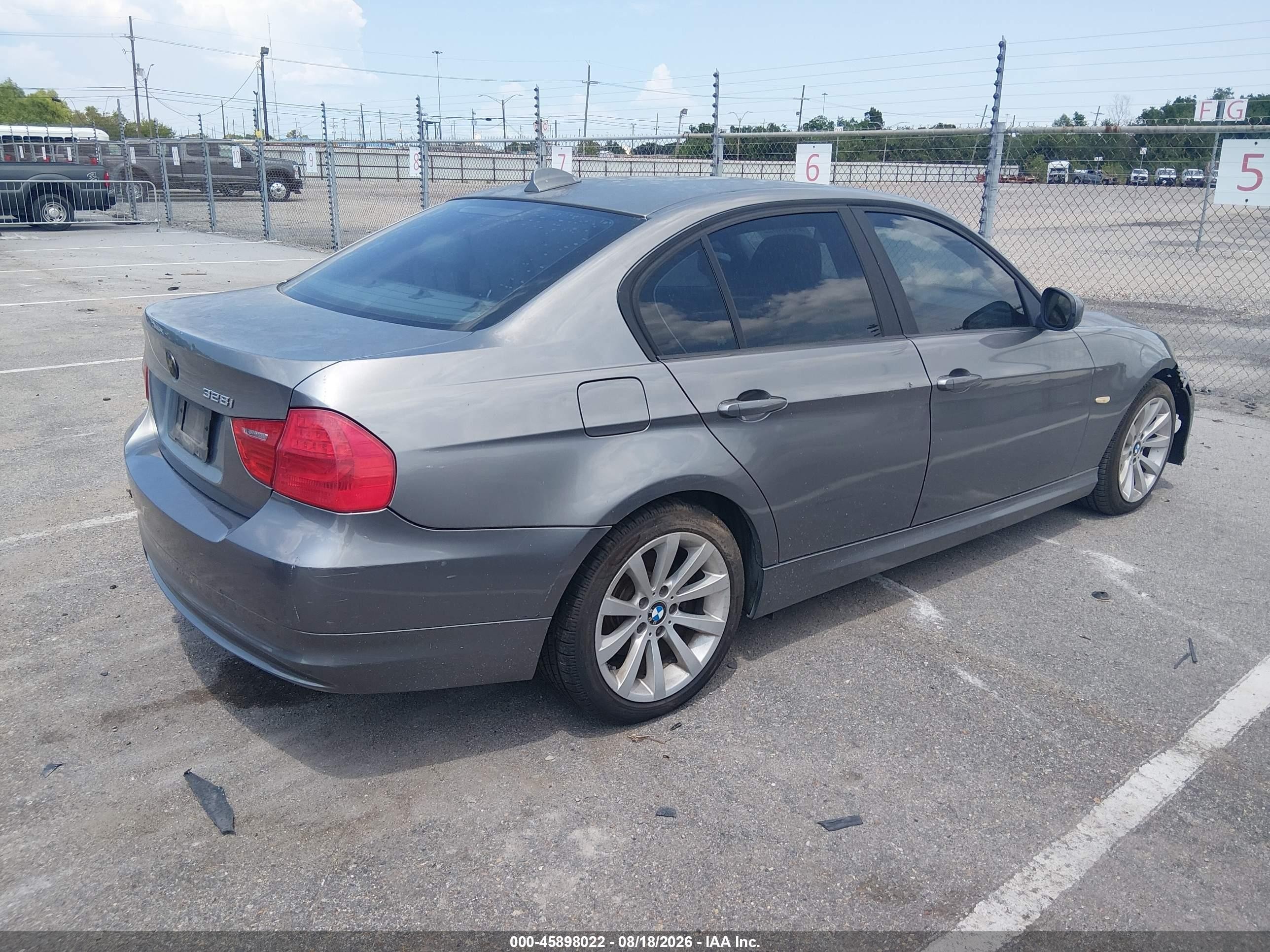 2011 Bmw 328i   Gray vin: WBAPH7G59BNM56048