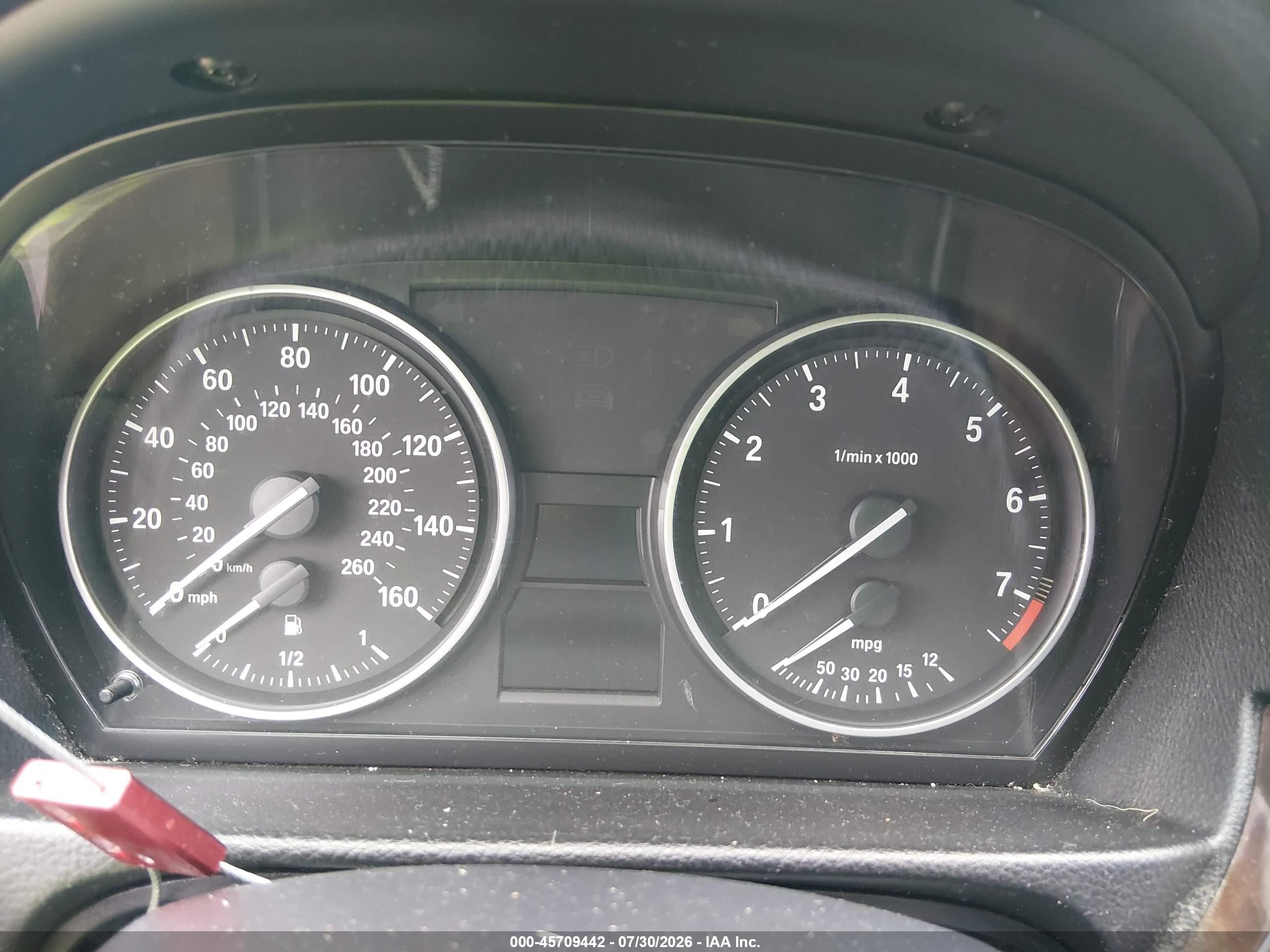 2011 Bmw 328i   Серебряный vin: WBAPH7G59BNM58107