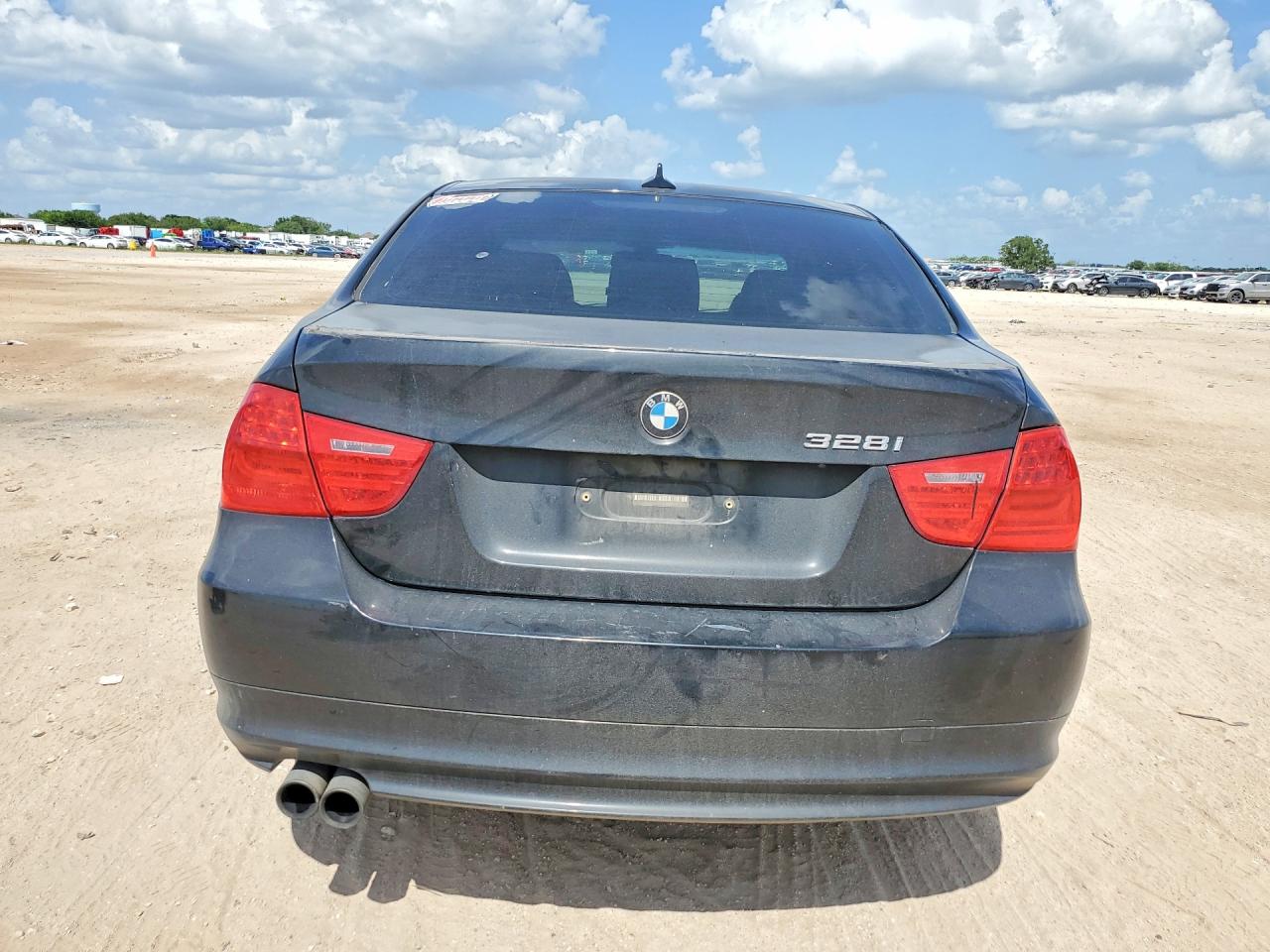 2011 Bmw 328 I Черный vin: WBAPH7G59BNN06673