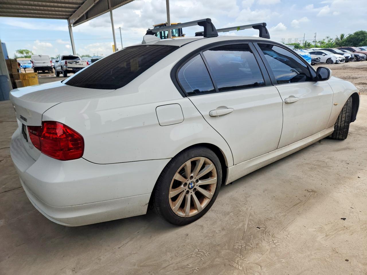 2011 Bmw 328 I White vin: WBAPH7G5XBNM56155