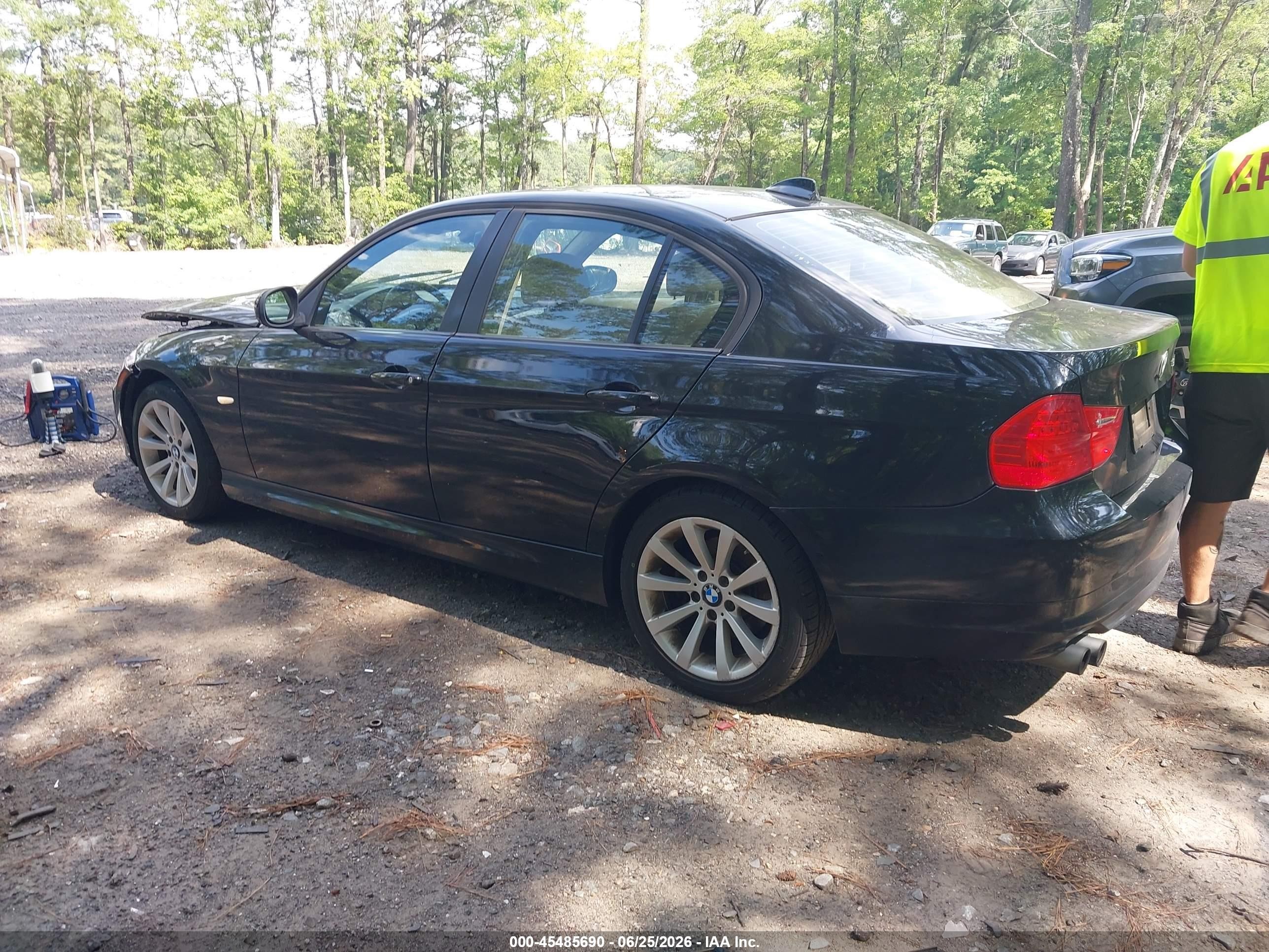 2011 Bmw 328i   Black vin: WBAPH7G5XBNM56396