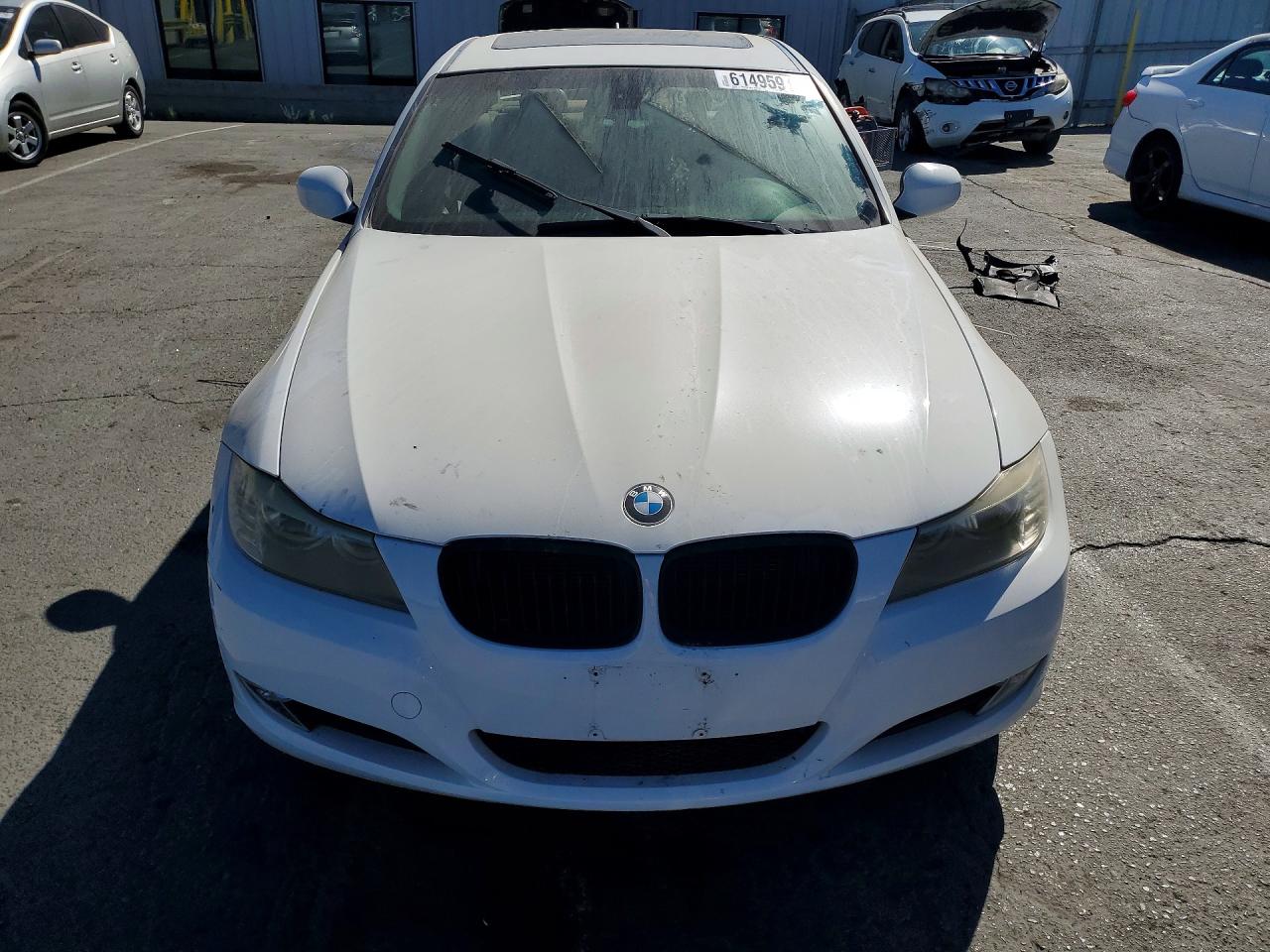 2011 Bmw 328 I Белый vin: WBAPH7G5XBNN03247
