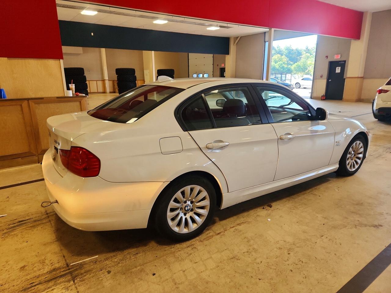 2009 Bmw 328 Xi Sulev White vin: WBAPK53519A512223