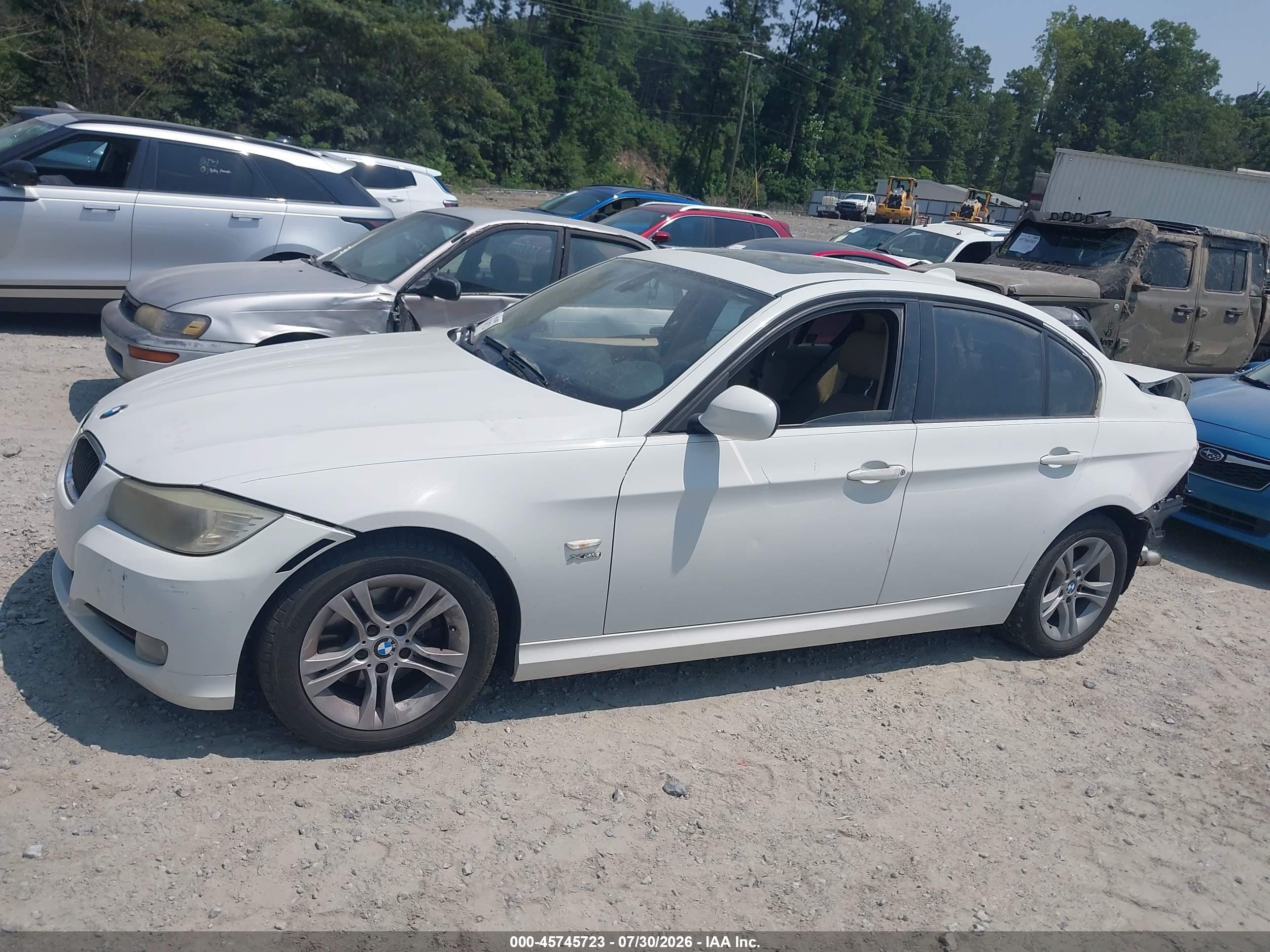 2009 Bmw 328i Xdrive White vin: WBAPK53569A645012