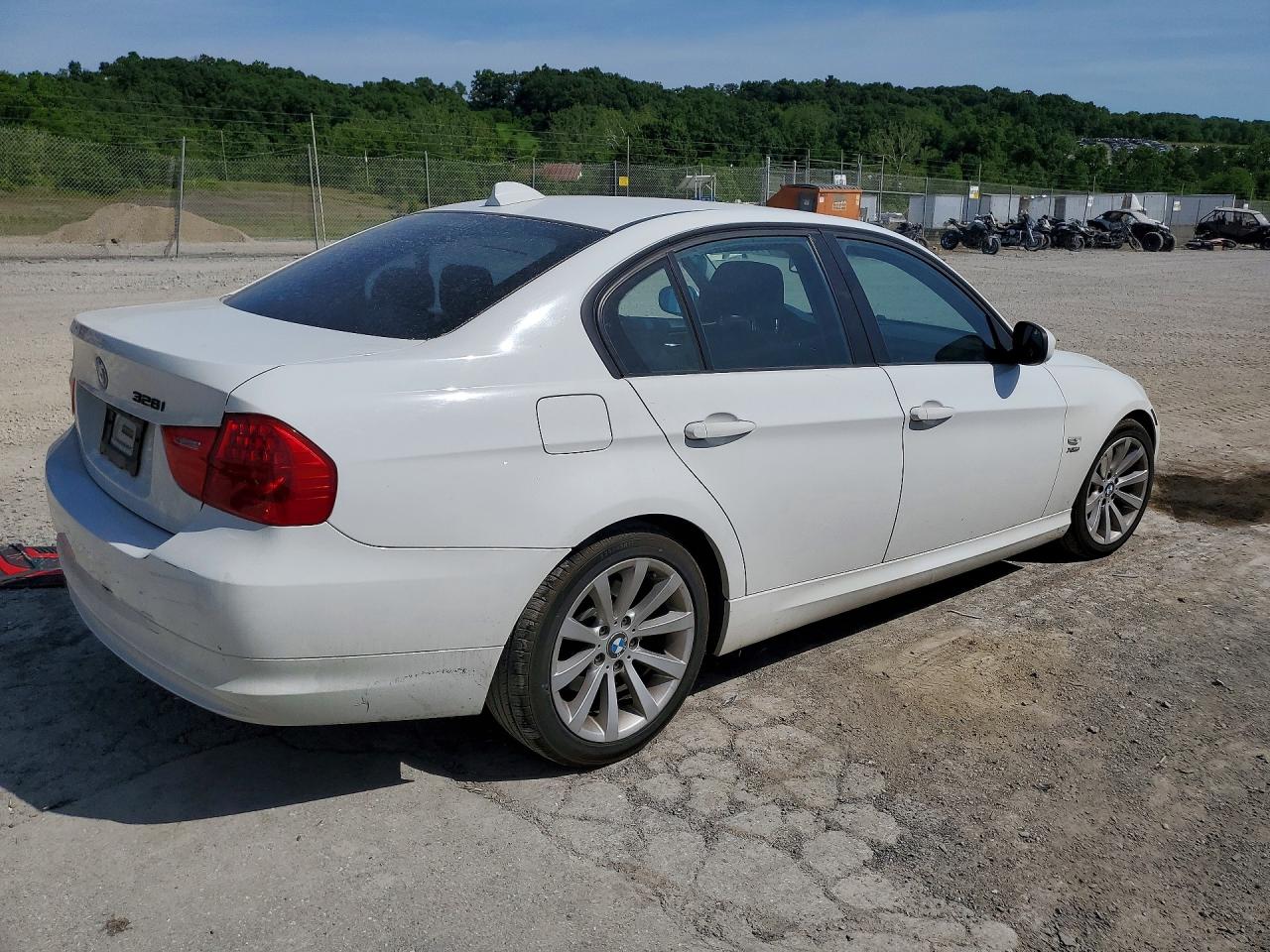 2009 Bmw 328 Xi Sulev White vin: WBAPK535X9A512804