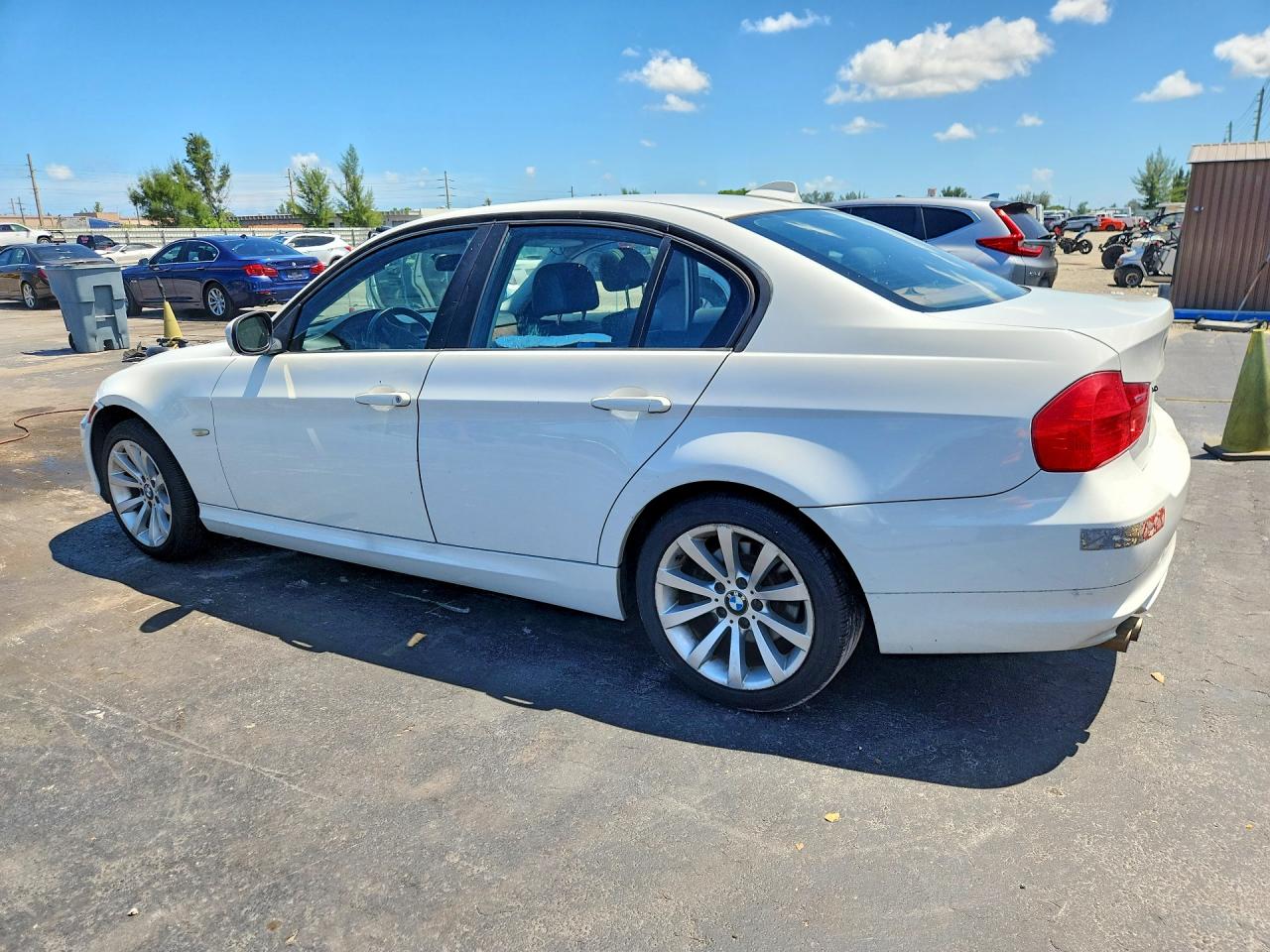 2011 Bmw 328 Xi Sulev White vin: WBAPK5C50BA656576