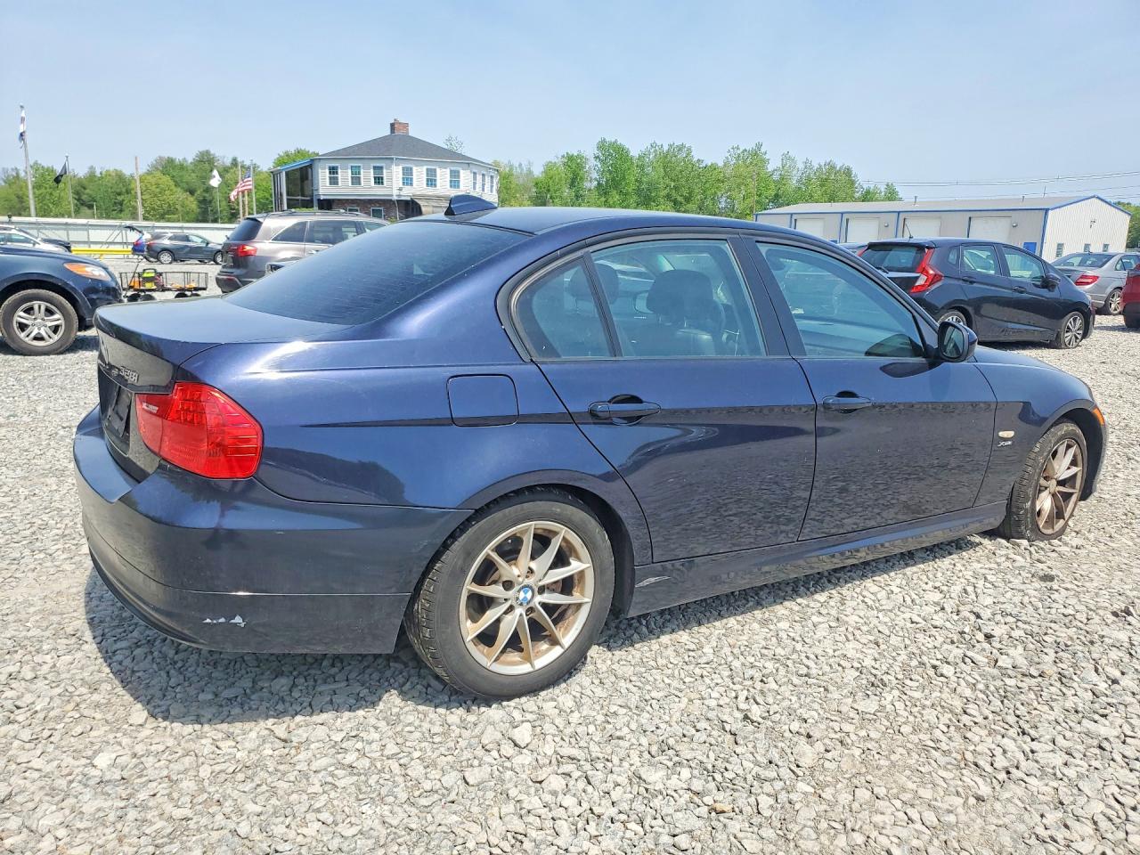 2010 Bmw 328 Xi Sulev Blue vin: WBAPK5C51AA653684