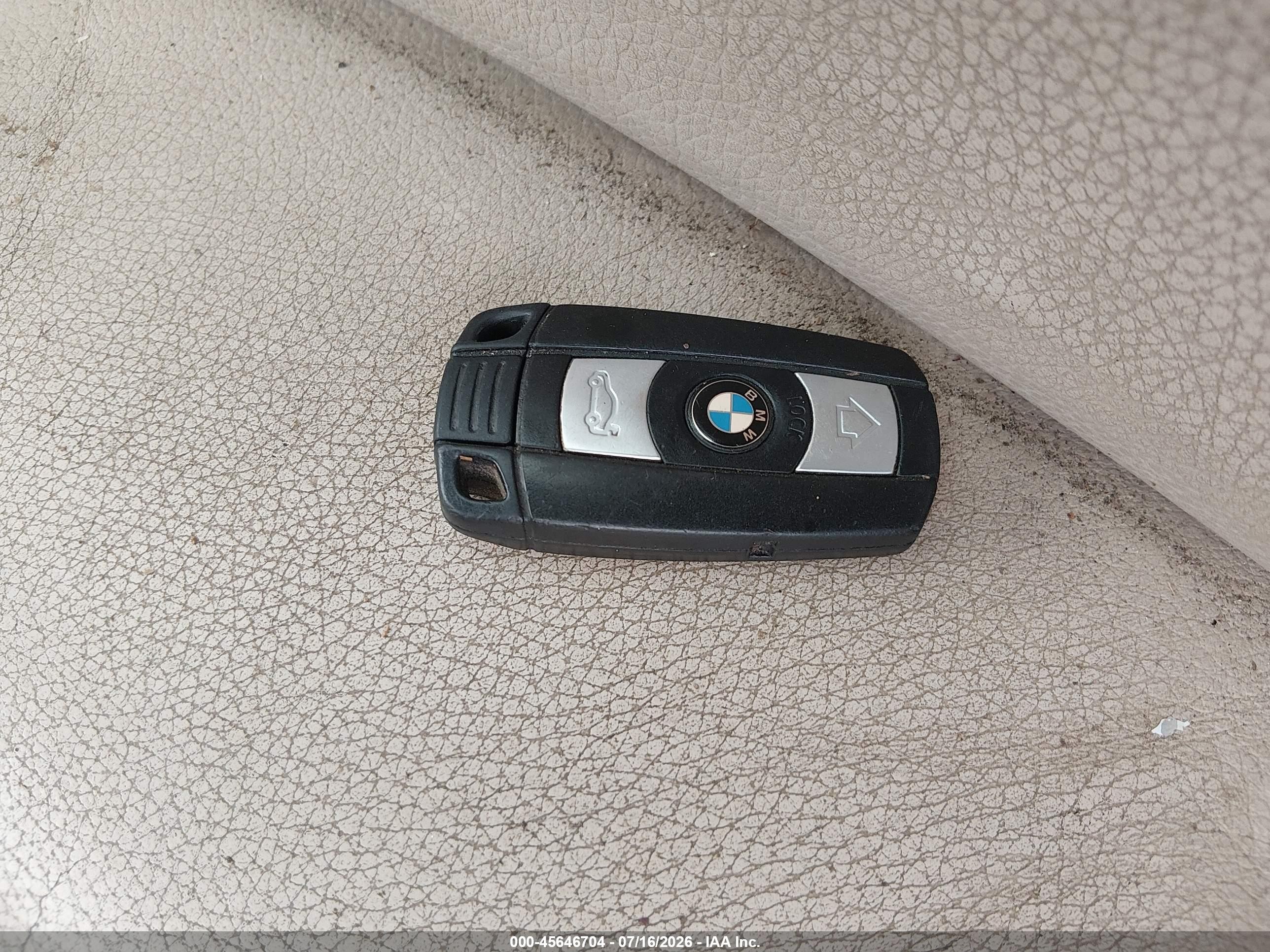 2011 Bmw 328i Xdrive Blue vin: WBAPK5C51BA993533