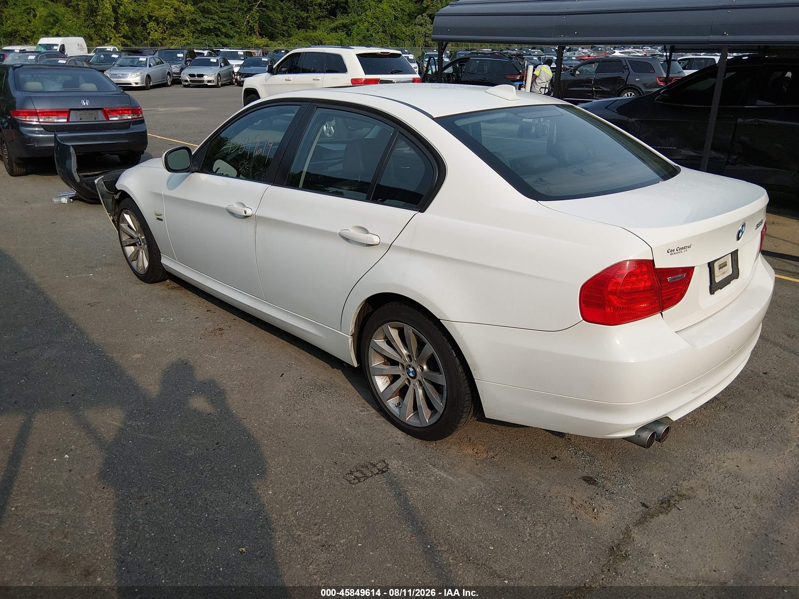 2011 Bmw 328i Xdrive White vin: WBAPK5C52BA660421