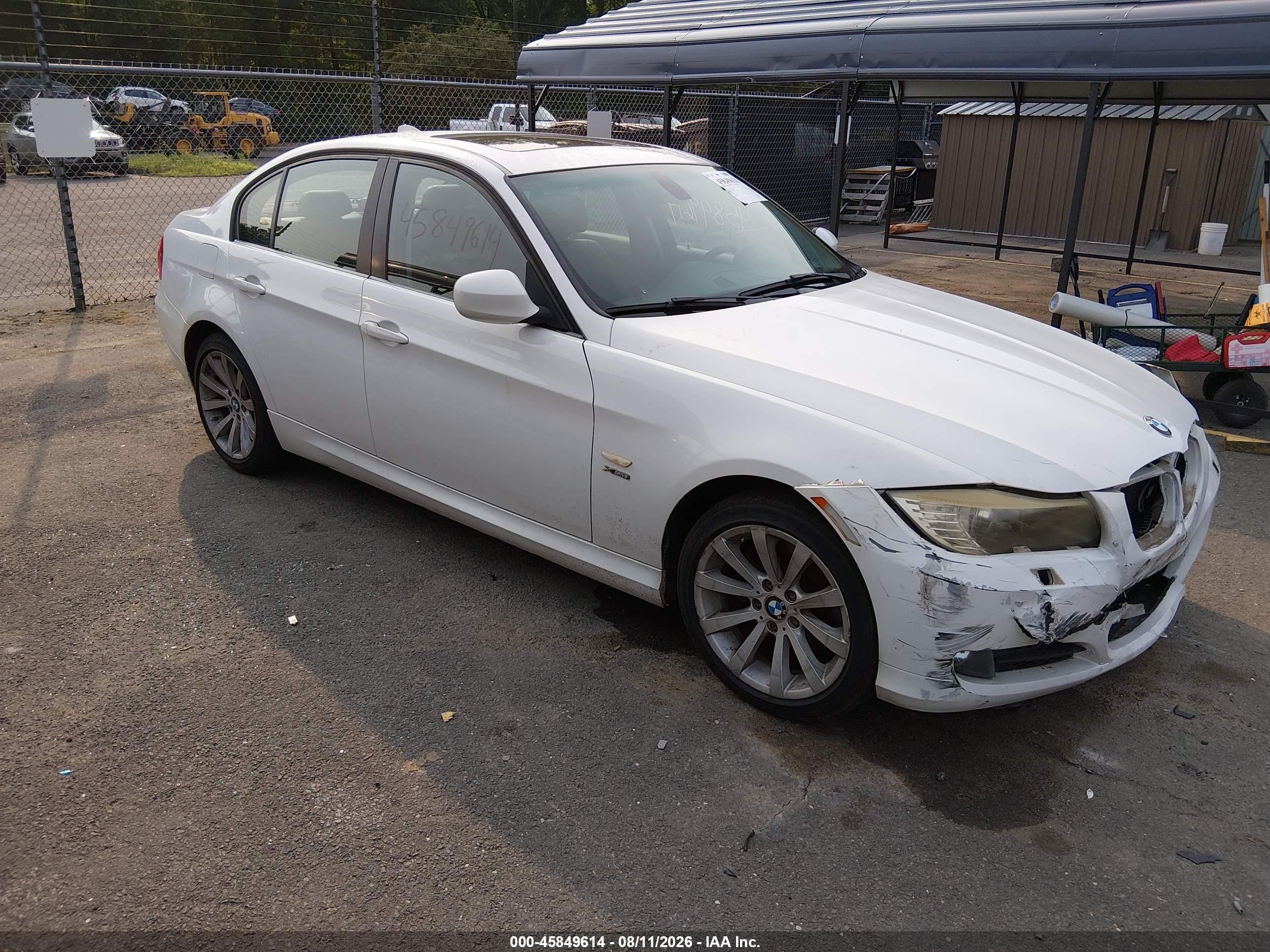 2011 Bmw 328i Xdrive White vin: WBAPK5C52BA660421