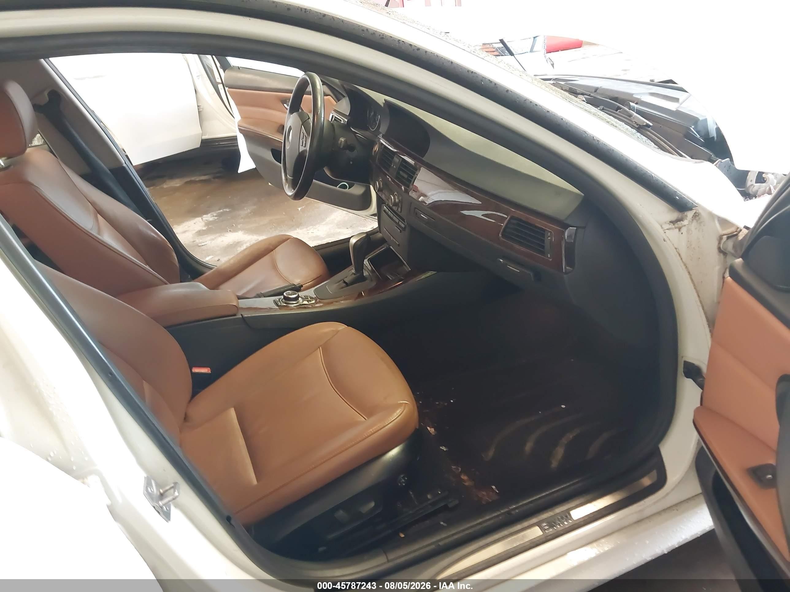 2011 Bmw 328i Xdrive White vin: WBAPK5C52BA995677