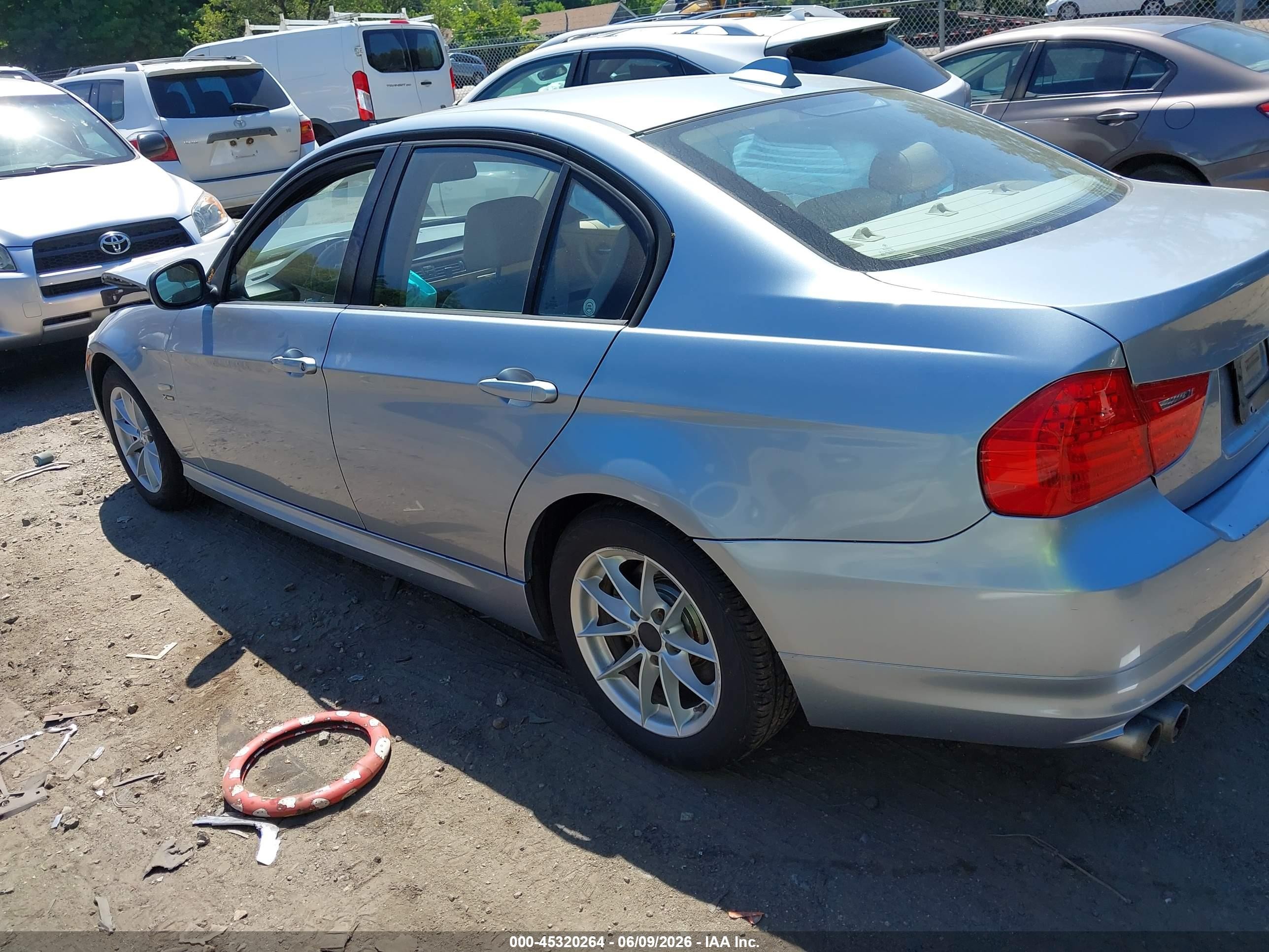 2010 Bmw 328i Xdrive Blue vin: WBAPK5C53AA652956