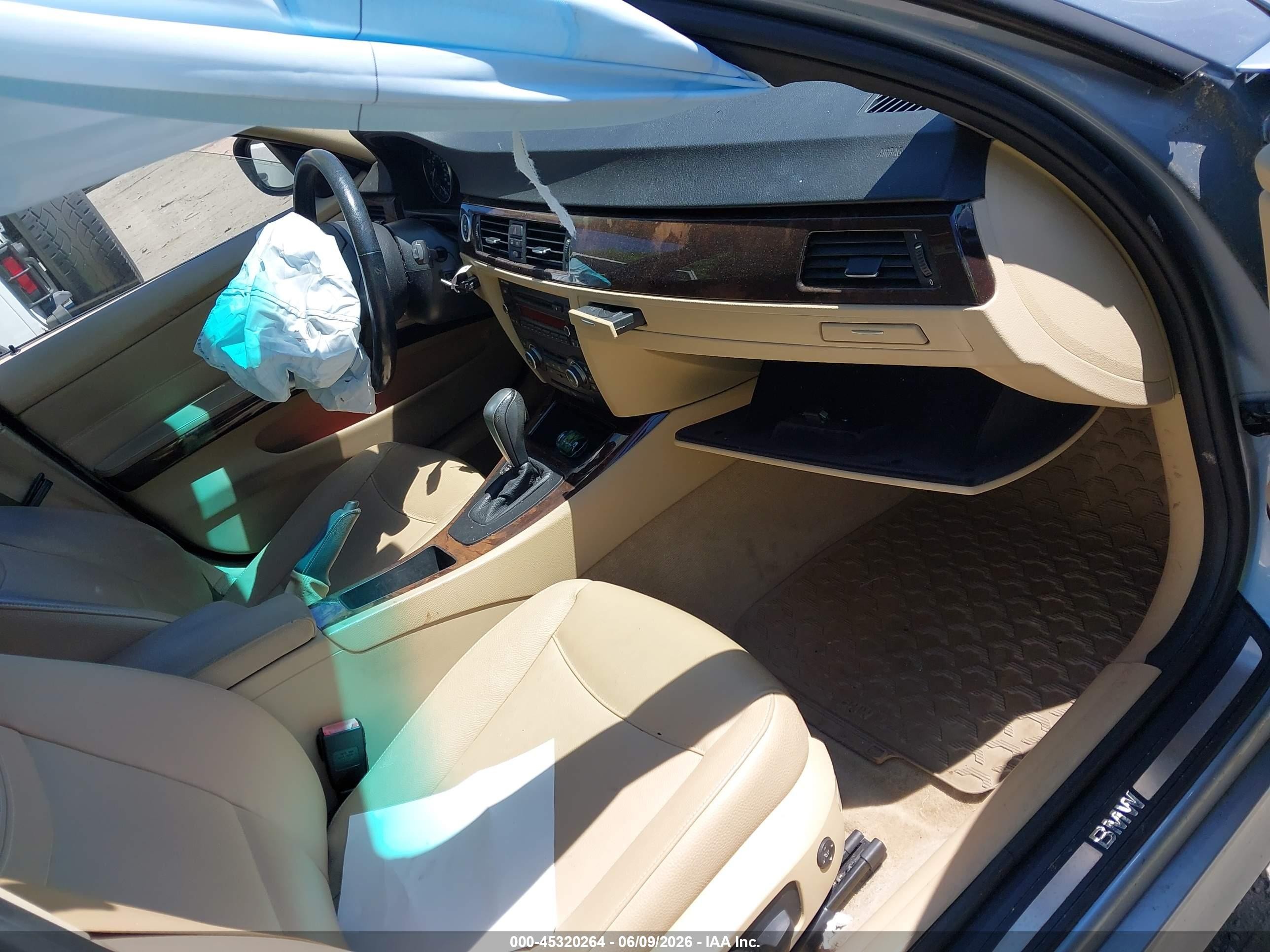 2010 Bmw 328i Xdrive Blue vin: WBAPK5C53AA652956