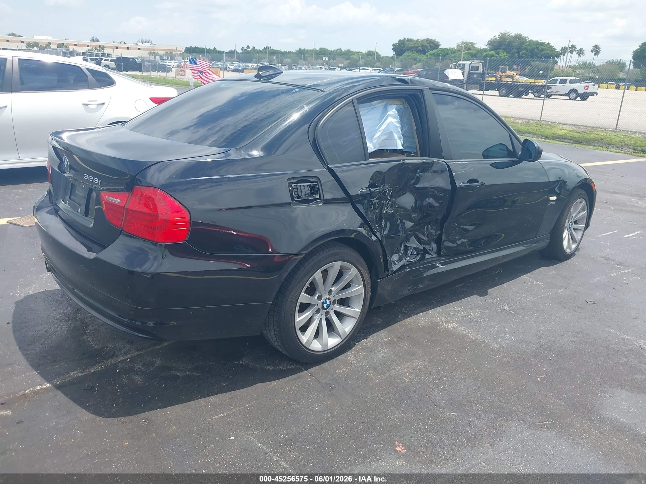 2011 Bmw 328i Xdrive Black vin: WBAPK5C53BA660296