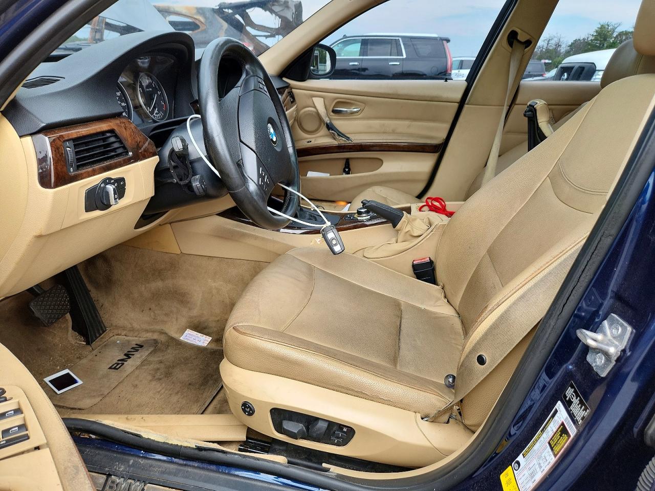 2011 Bmw 328 Xi Sulev Blue vin: WBAPK5C53BF121566