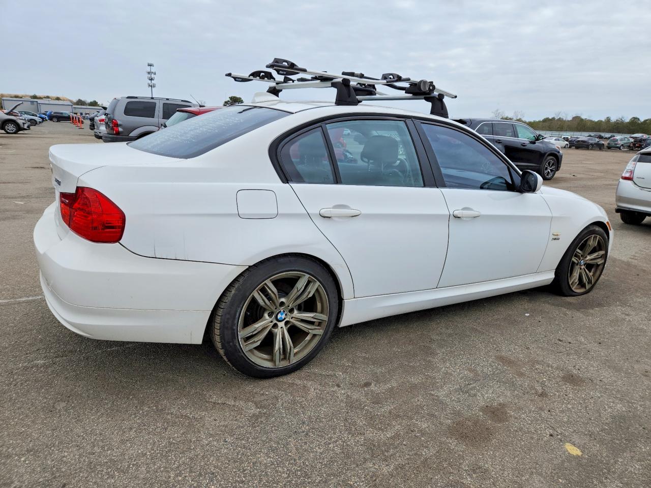 2010 Bmw 3 Series White vin: WBAPK5C54AA648981