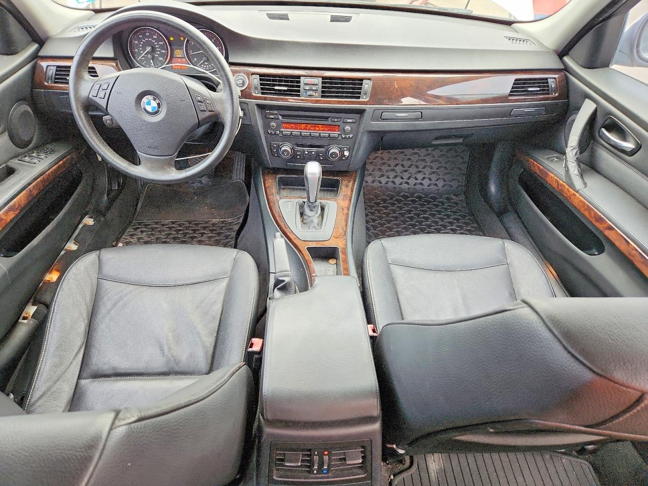 2010 Bmw 3 Series White vin: WBAPK5C54AA648981