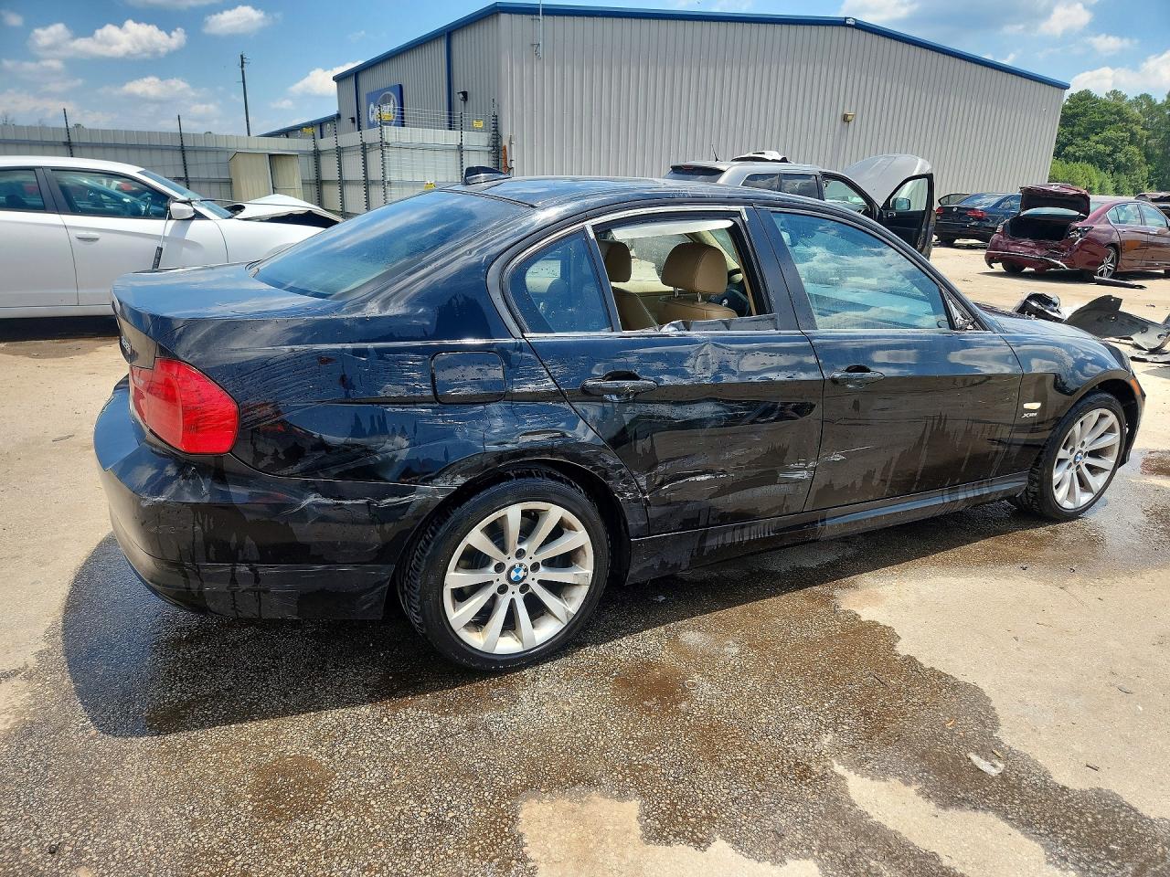 2011 Bmw 328 Xi Sulev Black vin: WBAPK5C54BA994756