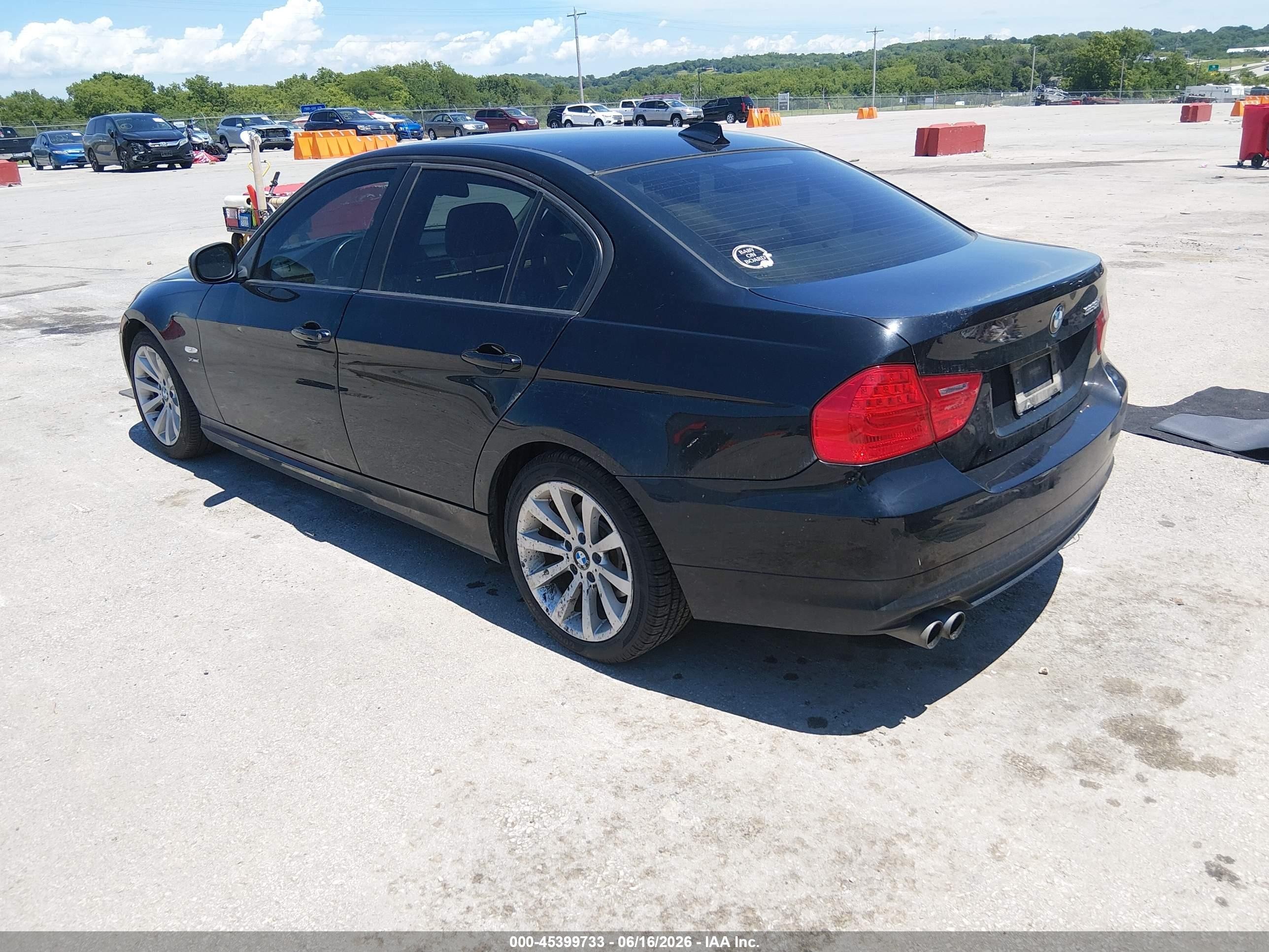2011 Bmw 328i Xdrive Black vin: WBAPK5C54BF124539