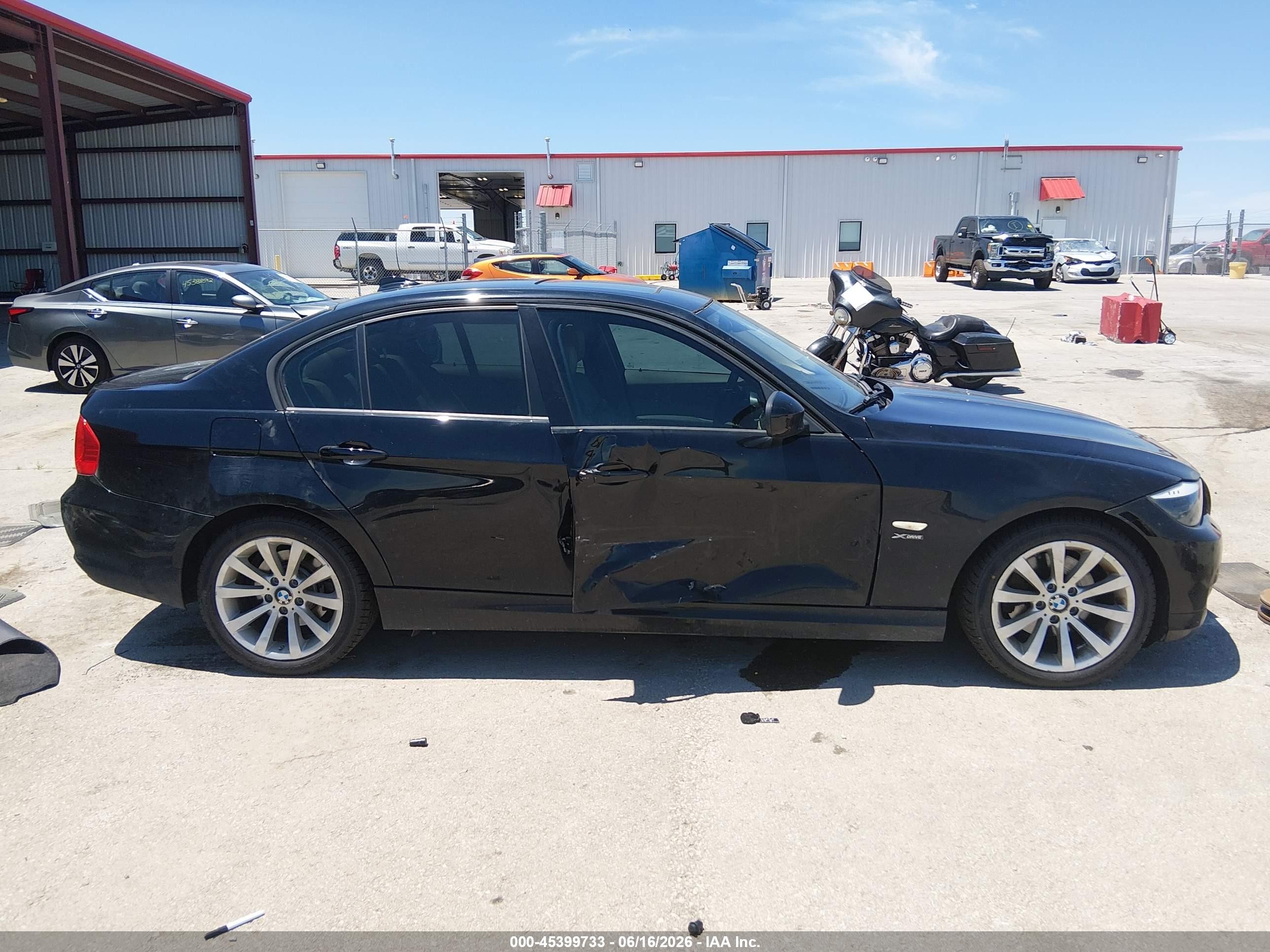 2011 Bmw 328i Xdrive Black vin: WBAPK5C54BF124539