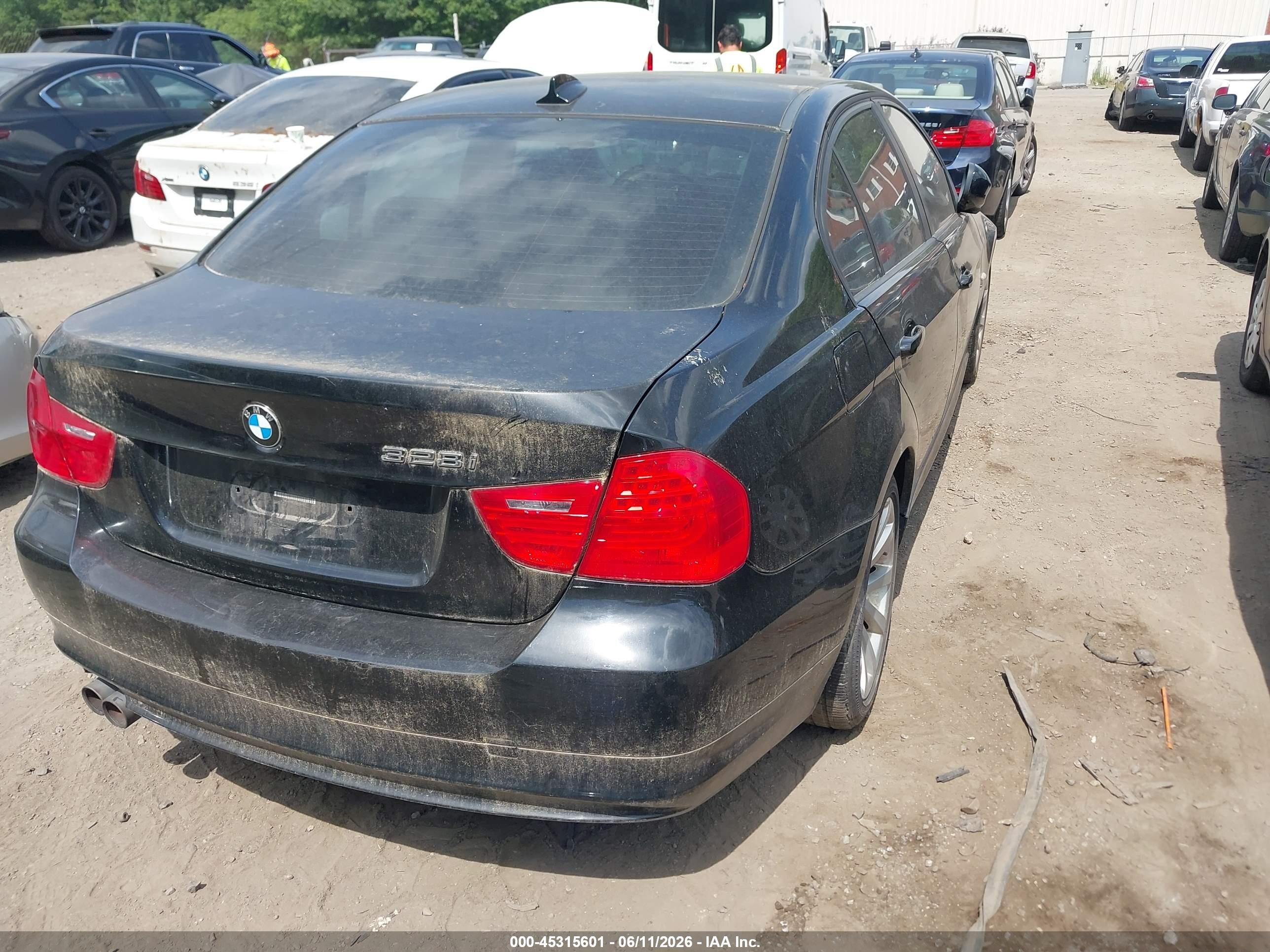 2011 Bmw 328i Xdrive Black vin: WBAPK5C55BA661577