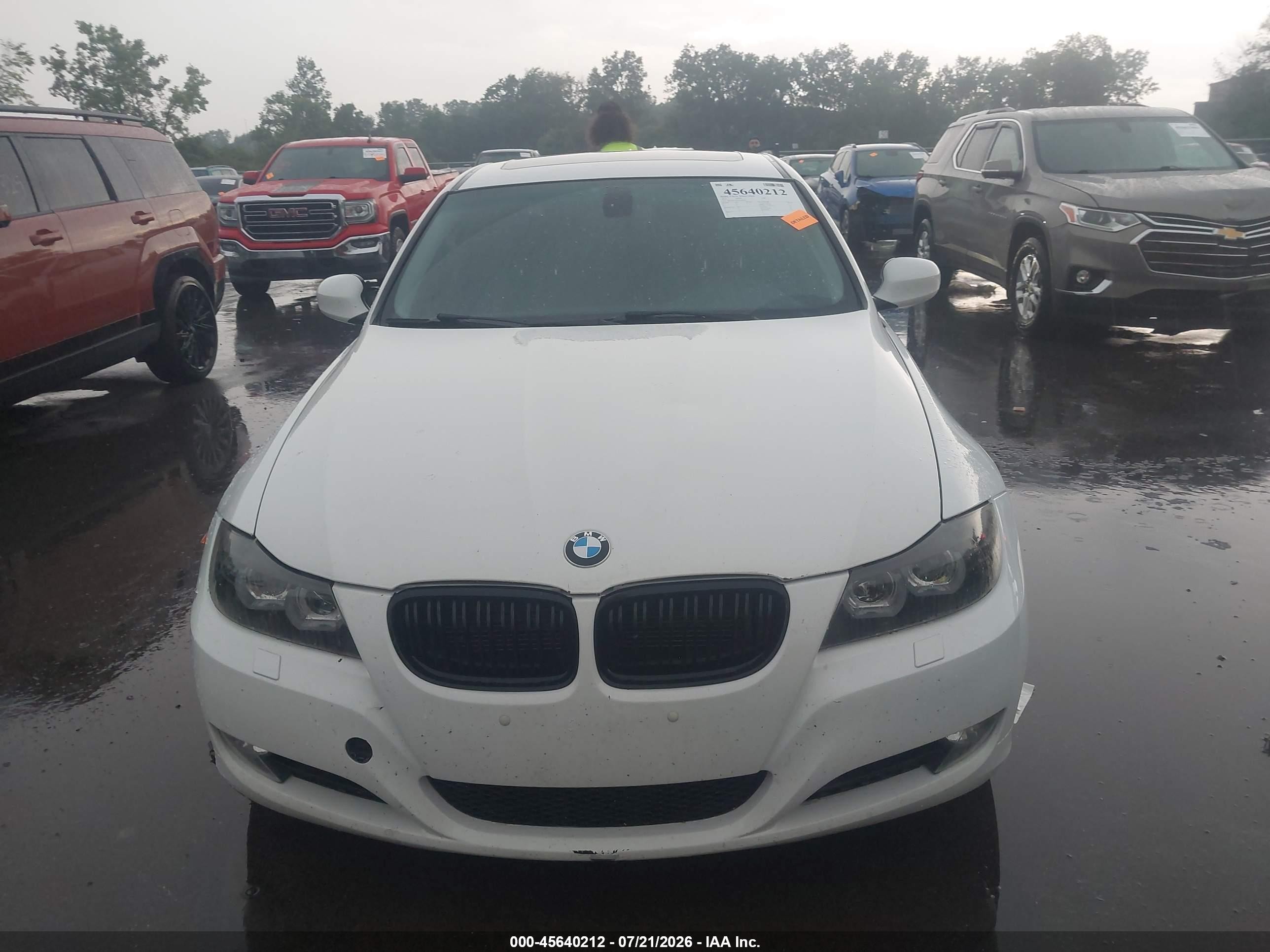 2011 Bmw 328i Xdrive Белый vin: WBAPK5C55BA994393