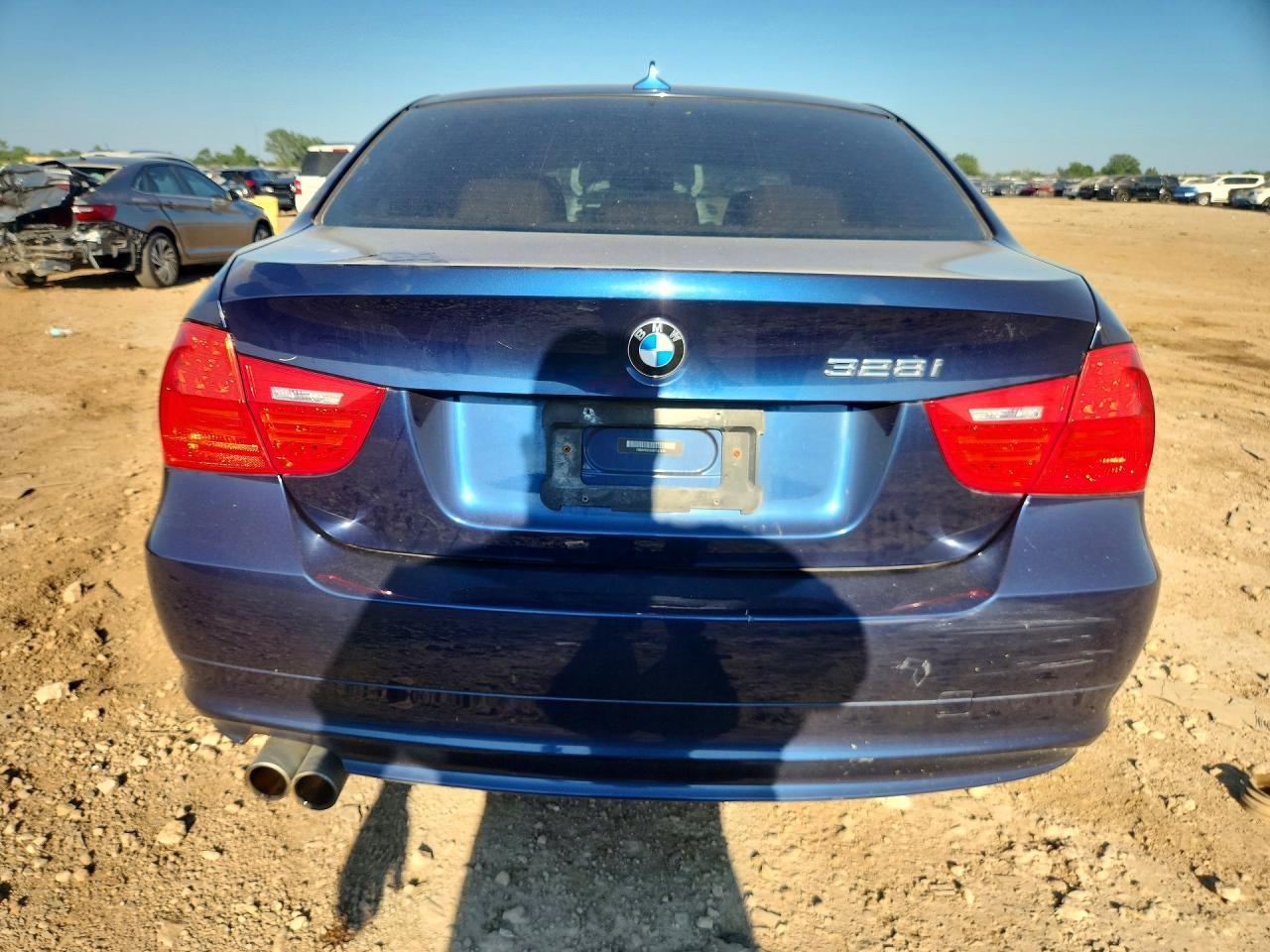 2011 Bmw 328 Xi Sulev Blue vin: WBAPK5C55BF121519