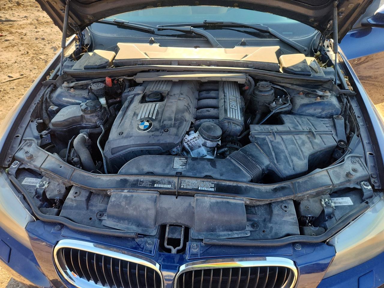 2011 Bmw 328 Xi Sulev Blue vin: WBAPK5C55BF121519