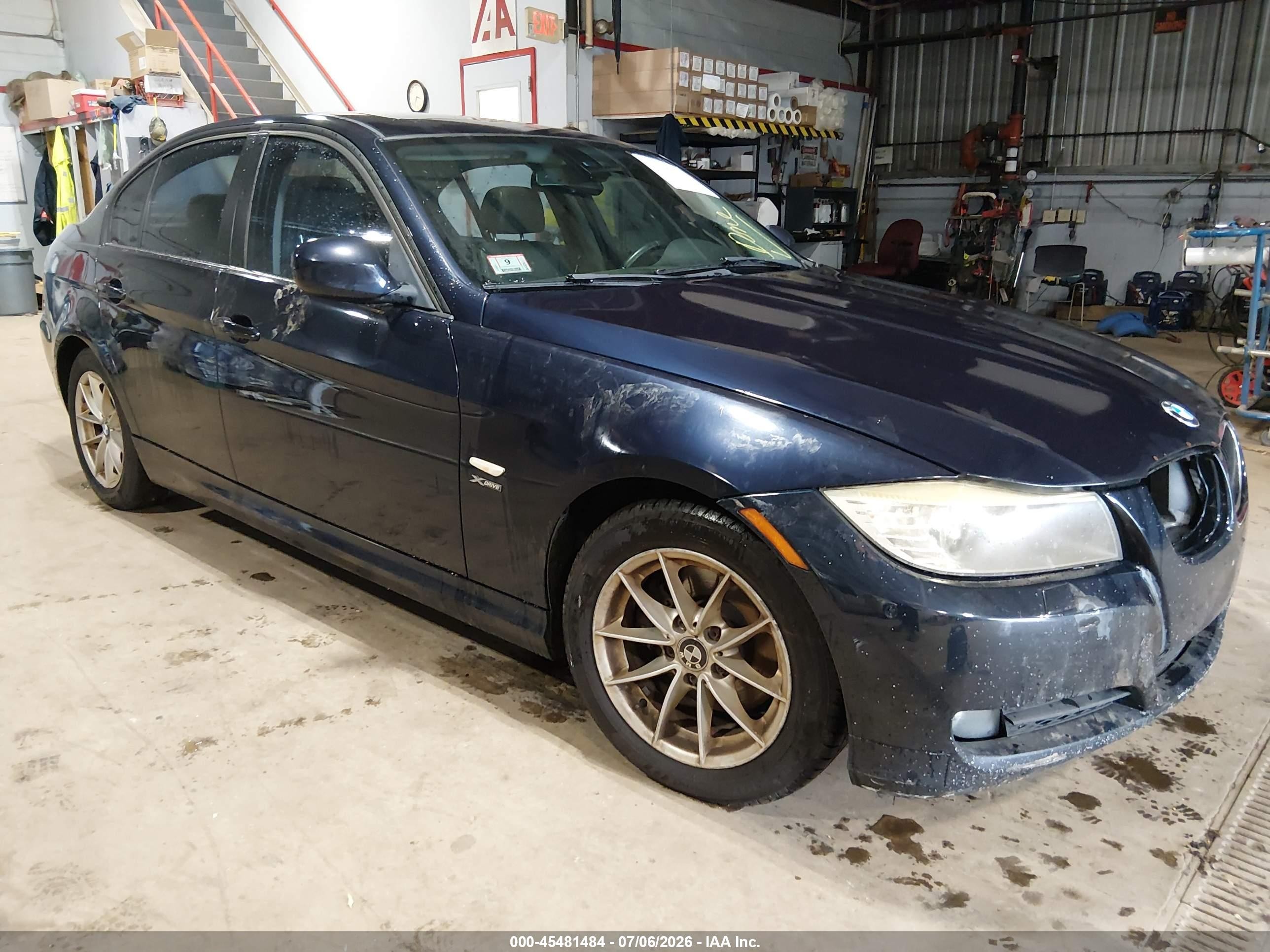 2010 Bmw 328i Xdrive Blue vin: WBAPK5C56AA648111