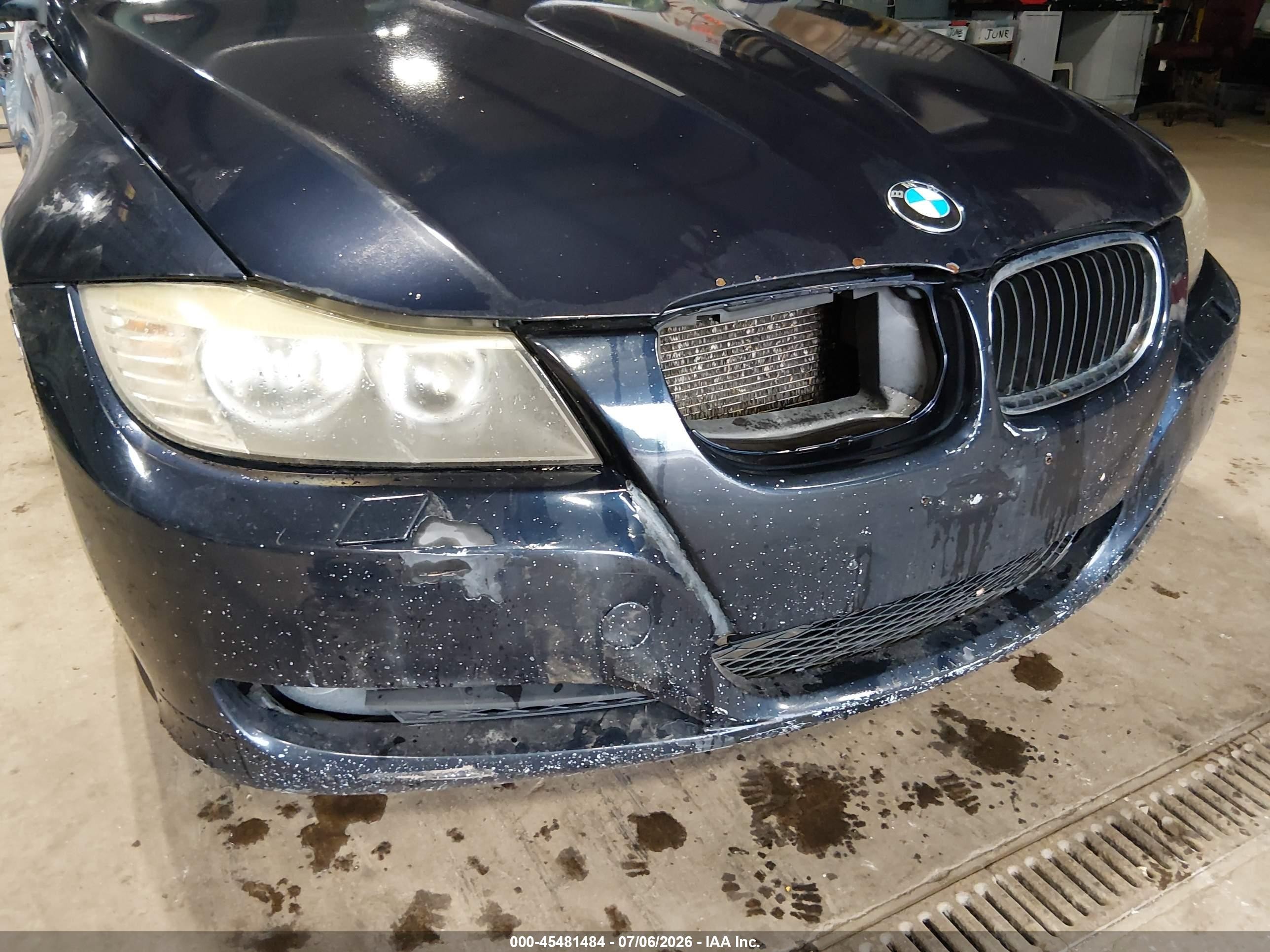 2010 Bmw 328i Xdrive Blue vin: WBAPK5C56AA648111