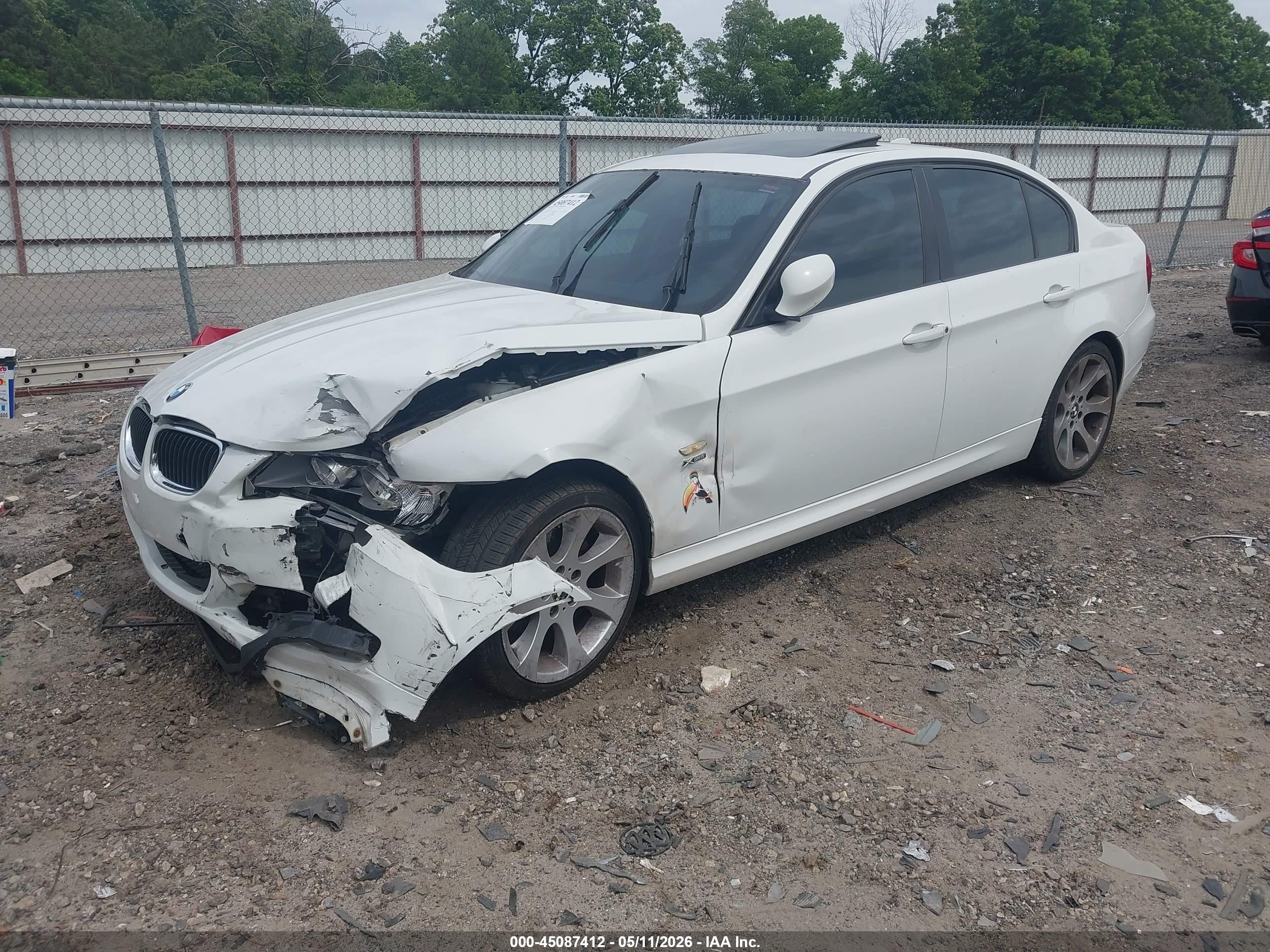 2011 Bmw 328i Xdrive White vin: WBAPK5C56BA659174
