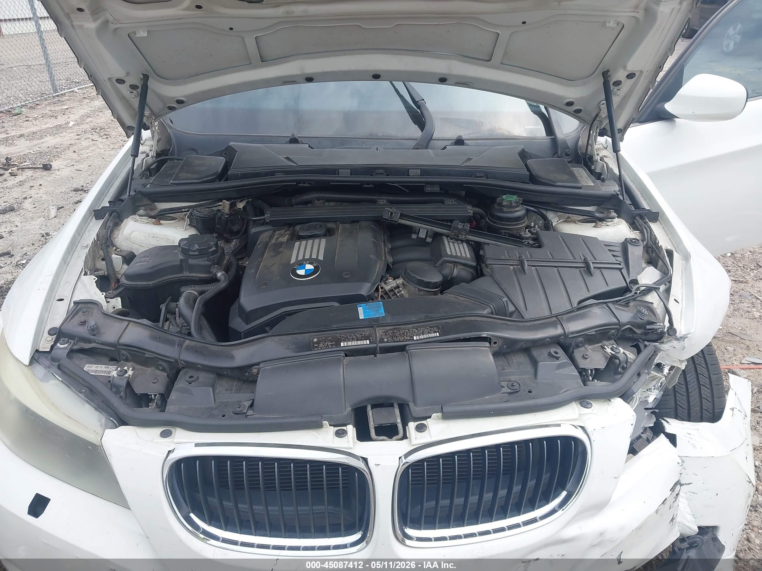 2011 Bmw 328i Xdrive White vin: WBAPK5C56BA659174