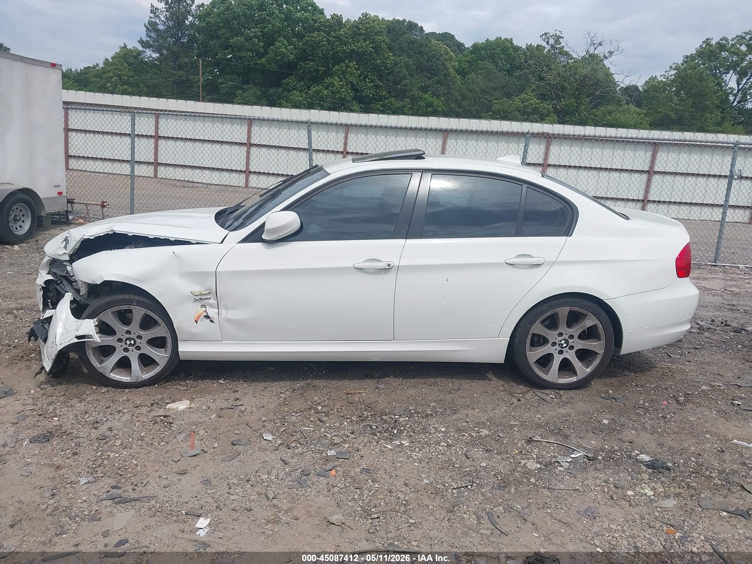 2011 Bmw 328i Xdrive White vin: WBAPK5C56BA659174