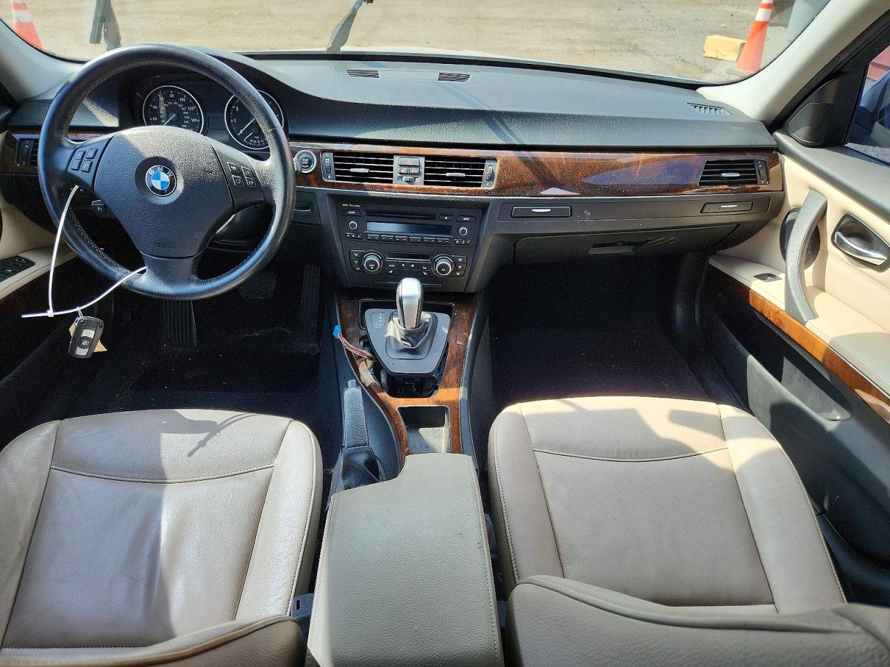 2011 Bmw 328 Xi Sulev Blue vin: WBAPK5C56BA994368