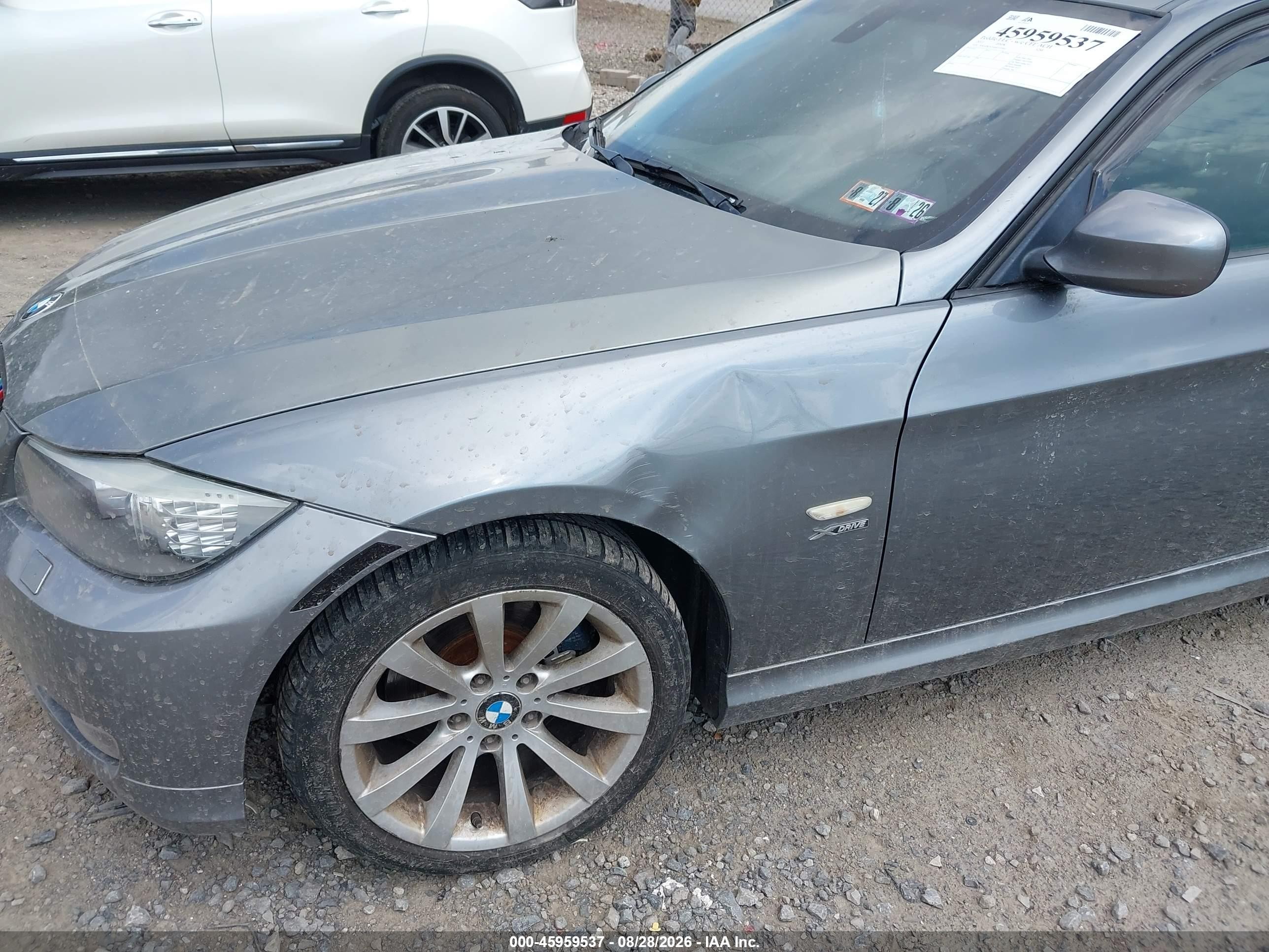 2011 Bmw 328i Xdrive Gray vin: WBAPK5C56BF122002