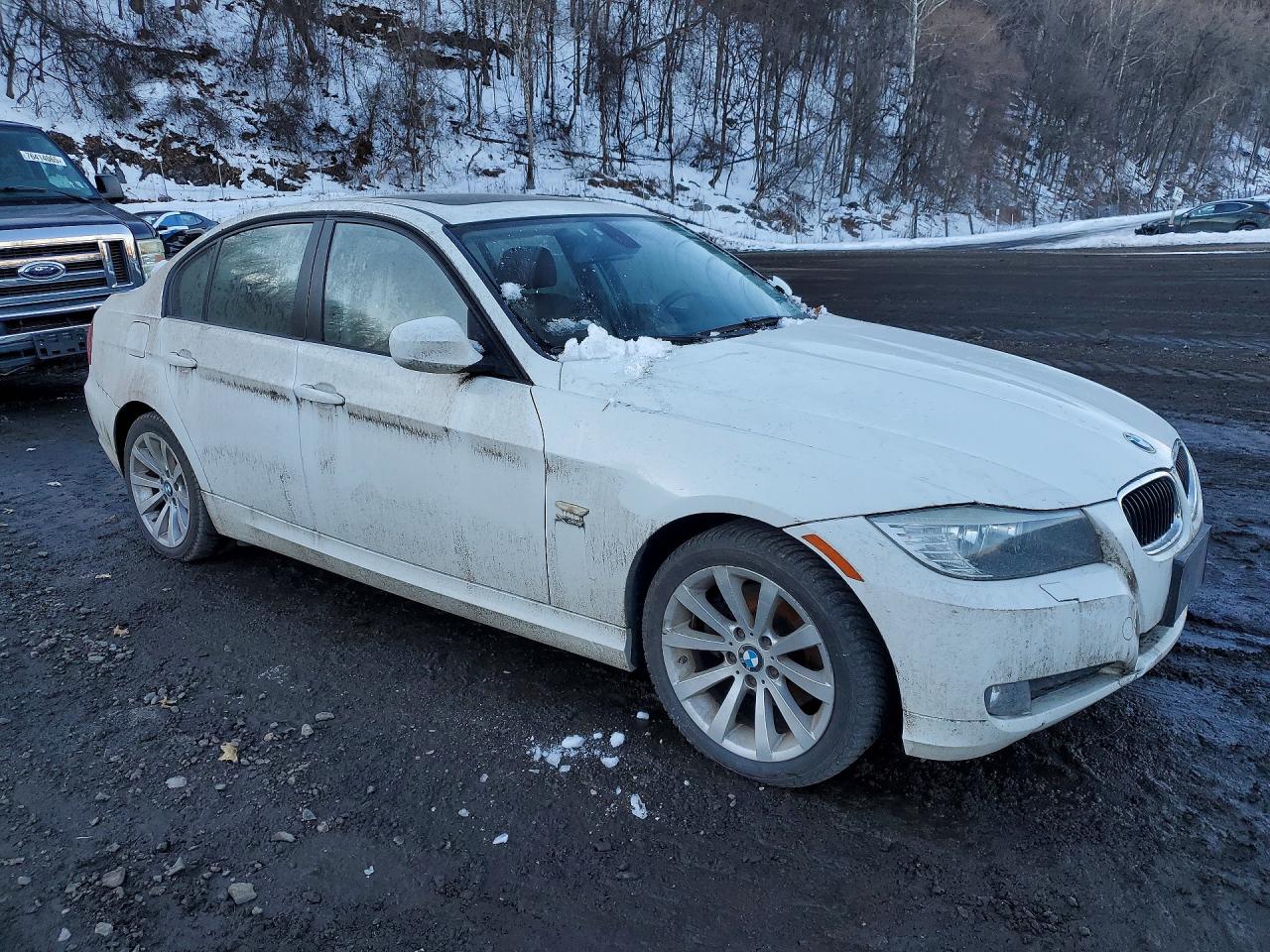 2011 Bmw 328 Xi Sulev White vin: WBAPK5C57BA660429