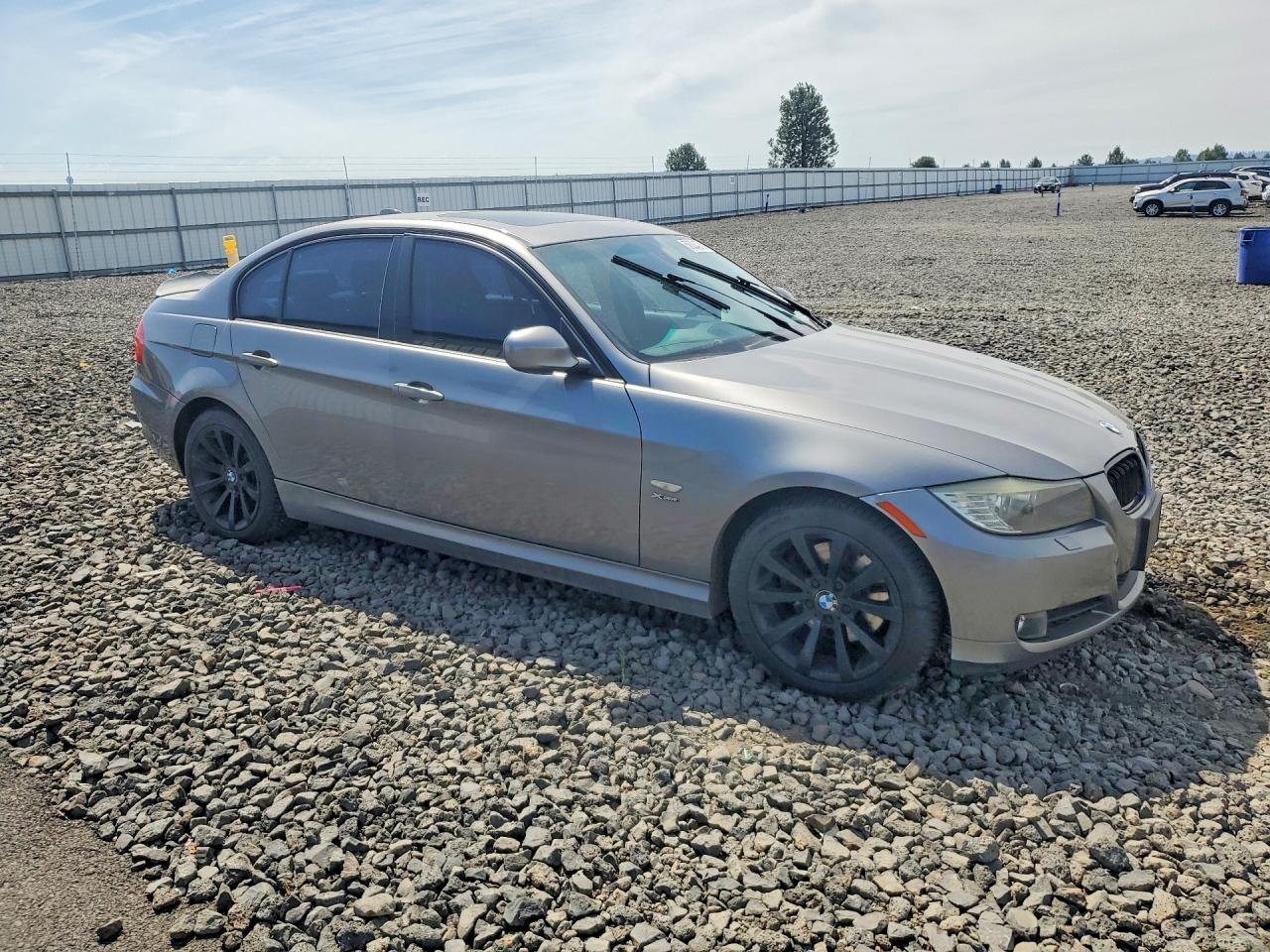 2011 Bmw 328 Xi Sulev Gray vin: WBAPK5C57BF124079