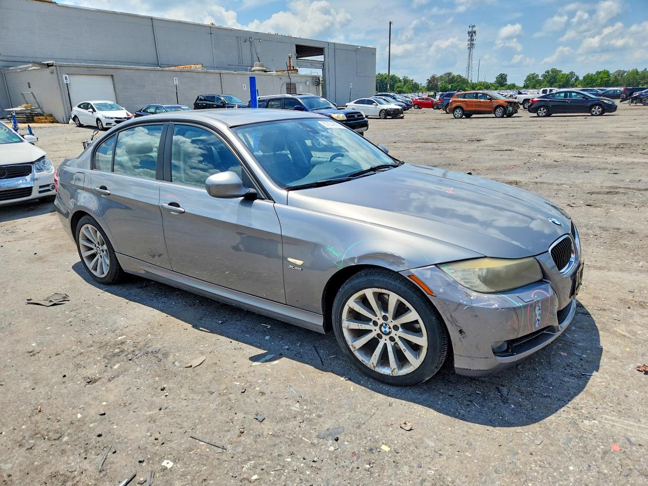 2011 Bmw 328 Xi Sulev Серебряный vin: WBAPK5C58BA662321