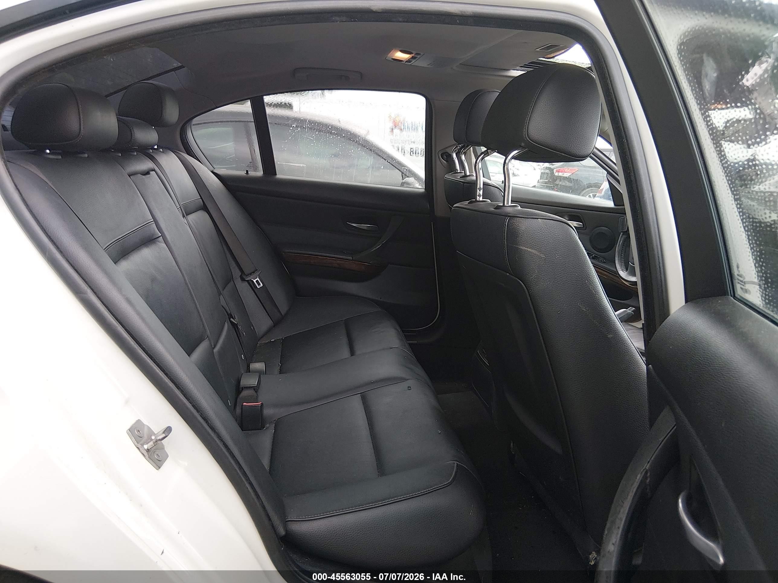 2010 Bmw 328i Xdrive White vin: WBAPK5C59AA648085