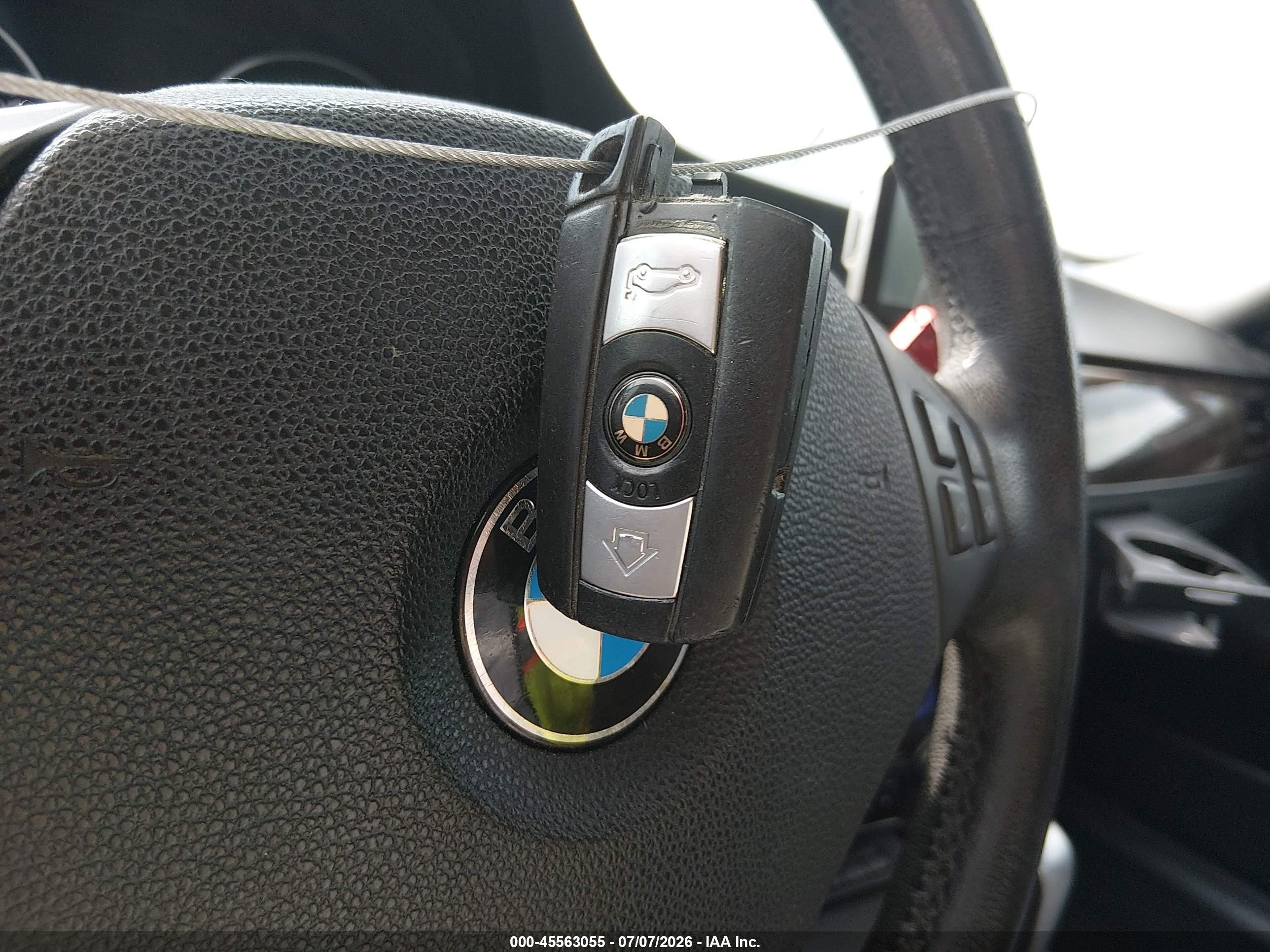 2010 Bmw 328i Xdrive White vin: WBAPK5C59AA648085