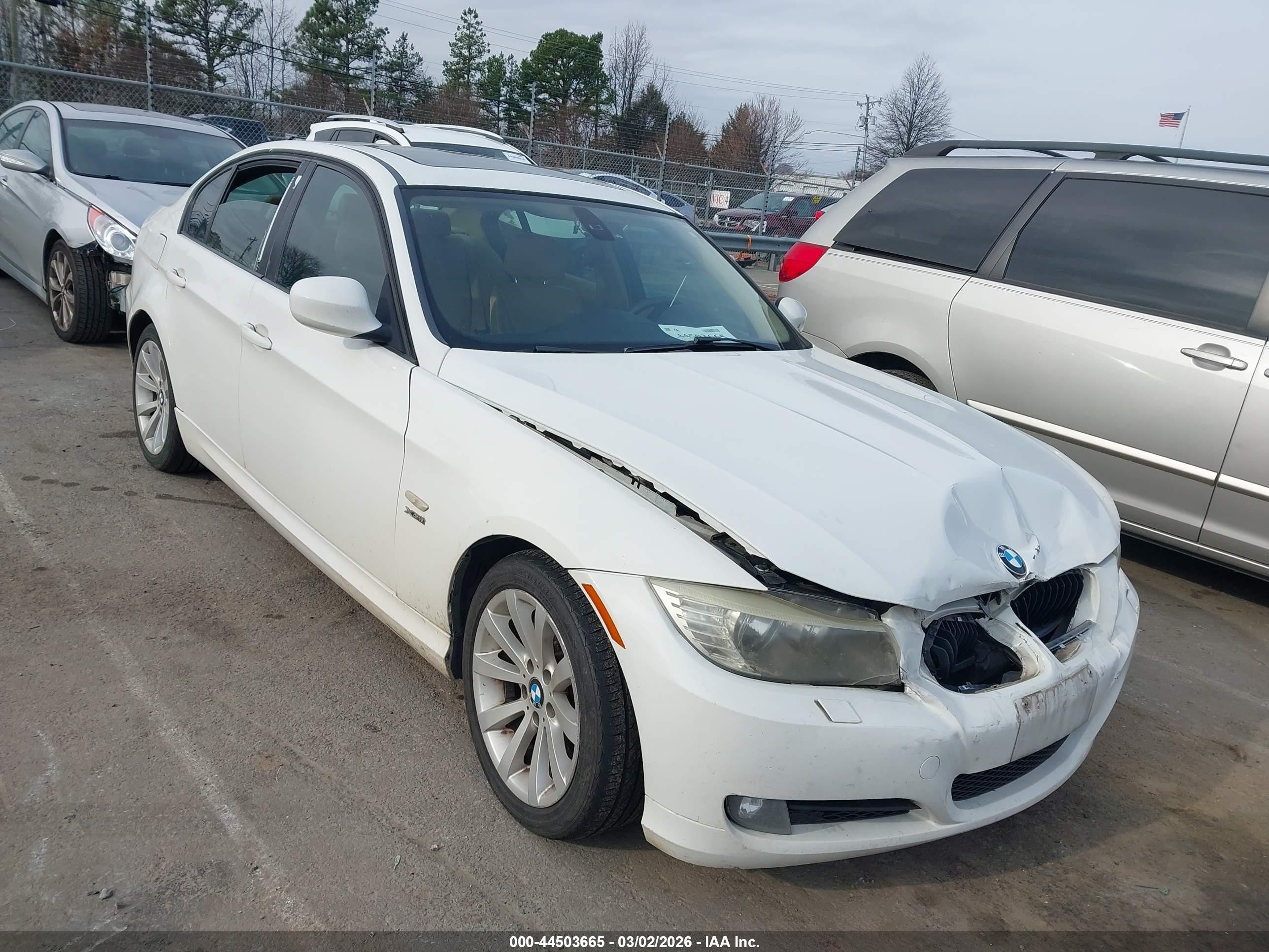 2011 Bmw 328i Xdrive White vin: WBAPK5C59BA662408