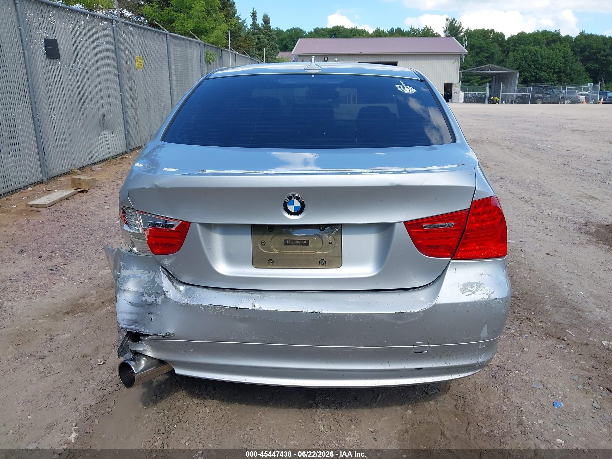 2011 Bmw 328i Xdrive Silver vin: WBAPK5C59BF121636