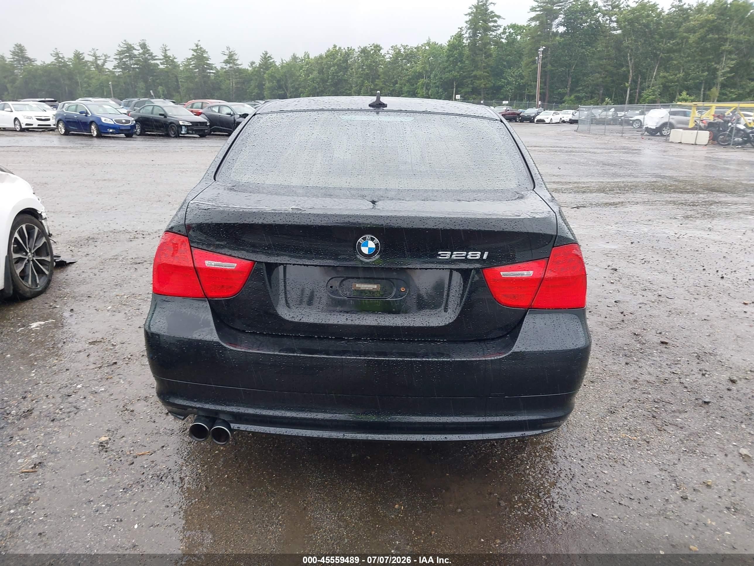 2011 Bmw 328i Xdrive Black vin: WBAPK5C59BF127498
