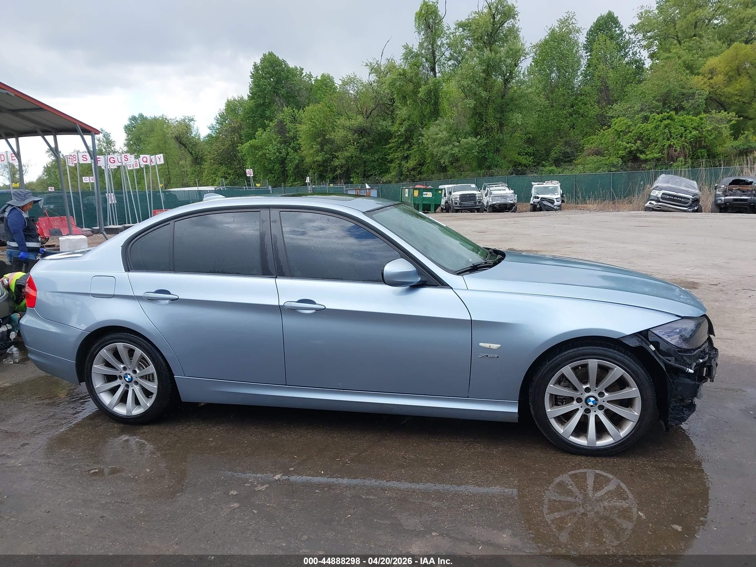 2011 Bmw 328i Xdrive Light Blue vin: WBAPK5C5XBA659517