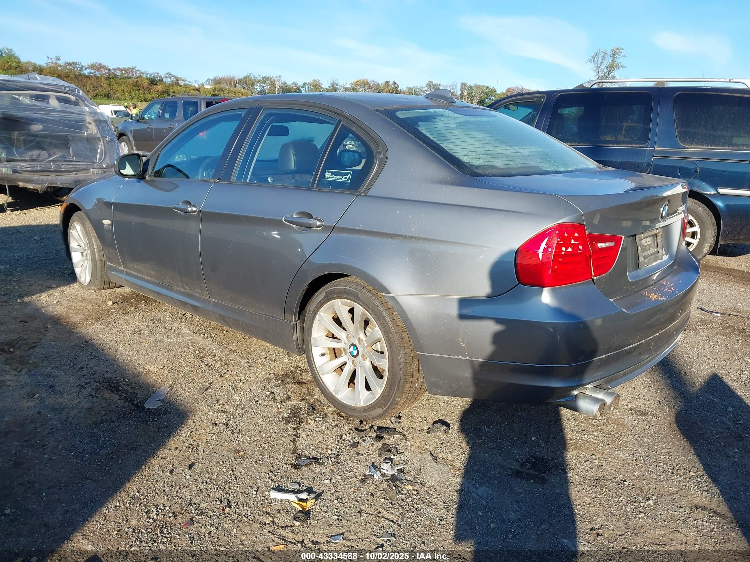 2011 Bmw 328i Xdrive Gray vin: WBAPK5C5XBA993868