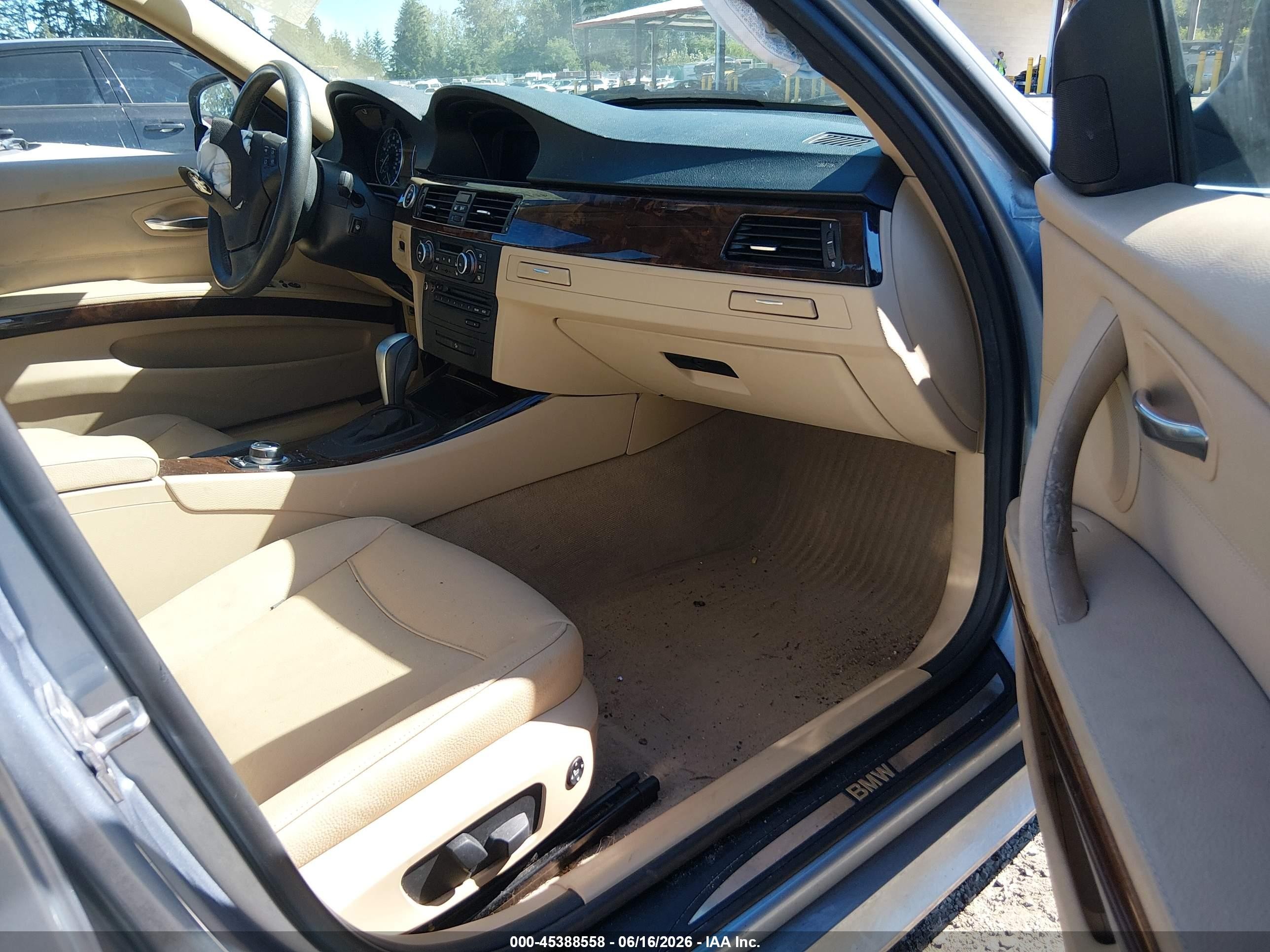 2011 Bmw 328i Xdrive Blue vin: WBAPK5G50BNN25053