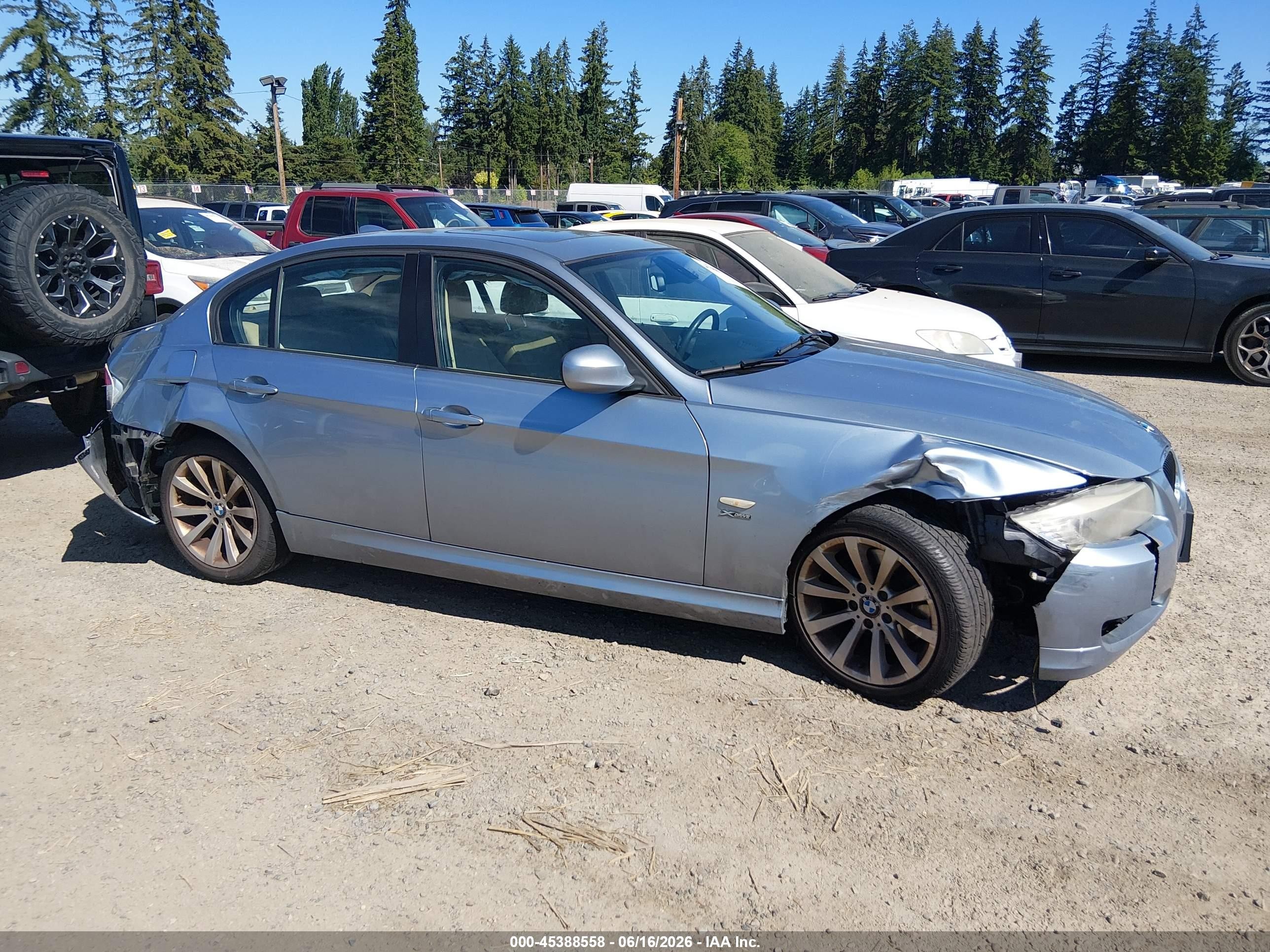 2011 Bmw 328i Xdrive Blue vin: WBAPK5G50BNN25053