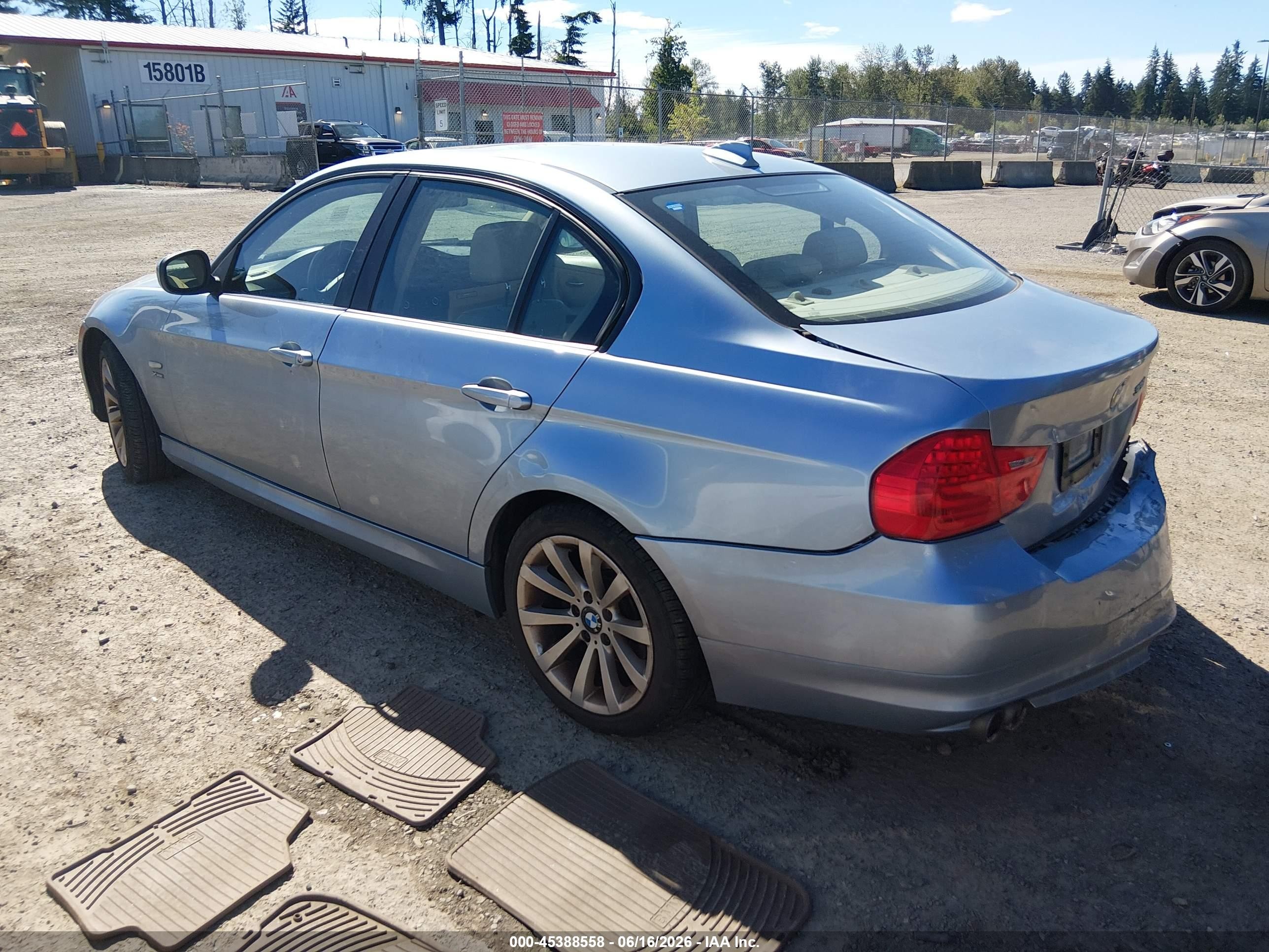 2011 Bmw 328i Xdrive Blue vin: WBAPK5G50BNN25053