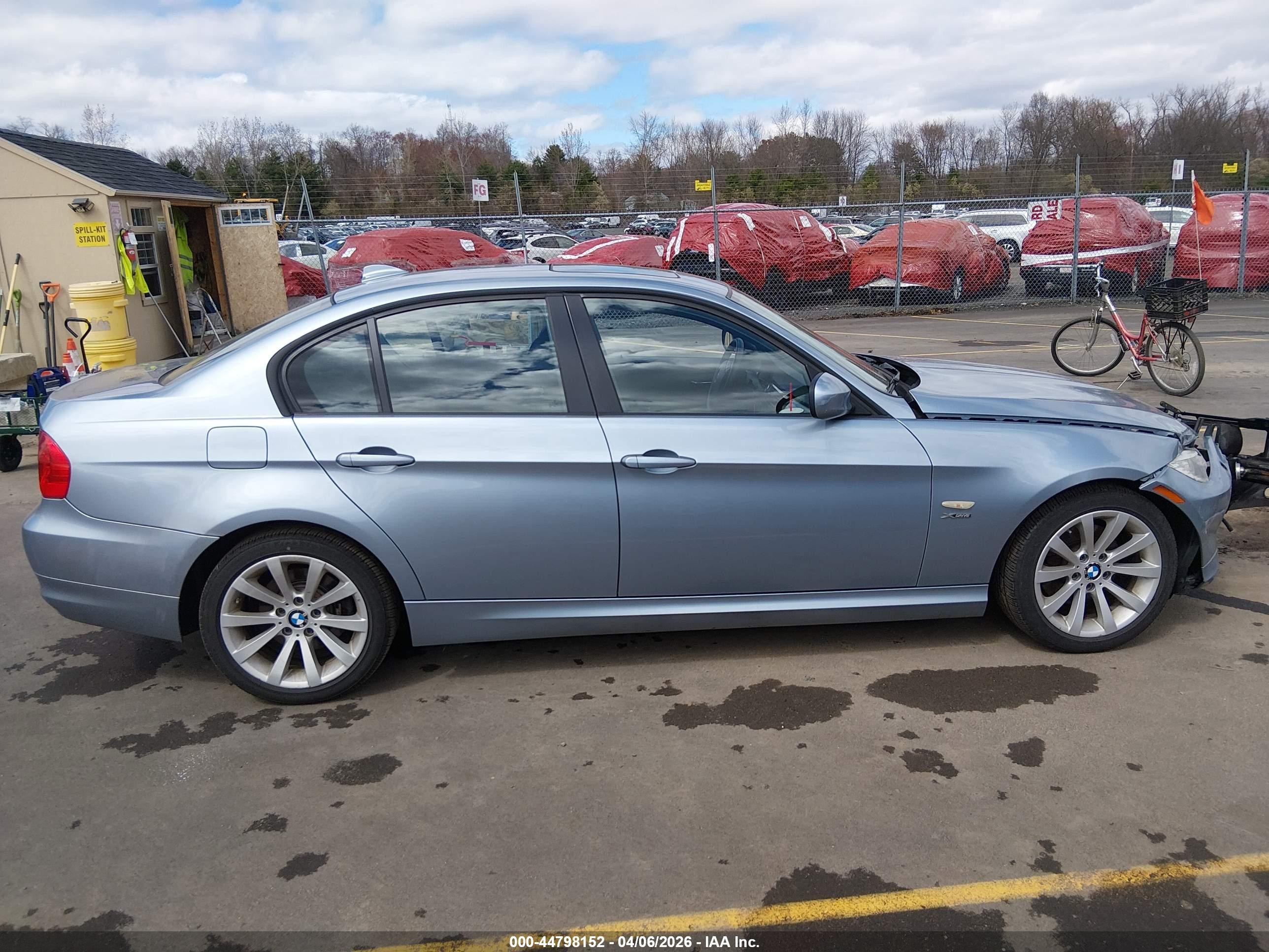 2011 Bmw 328i Xdrive Blue vin: WBAPK5G50BNN79839