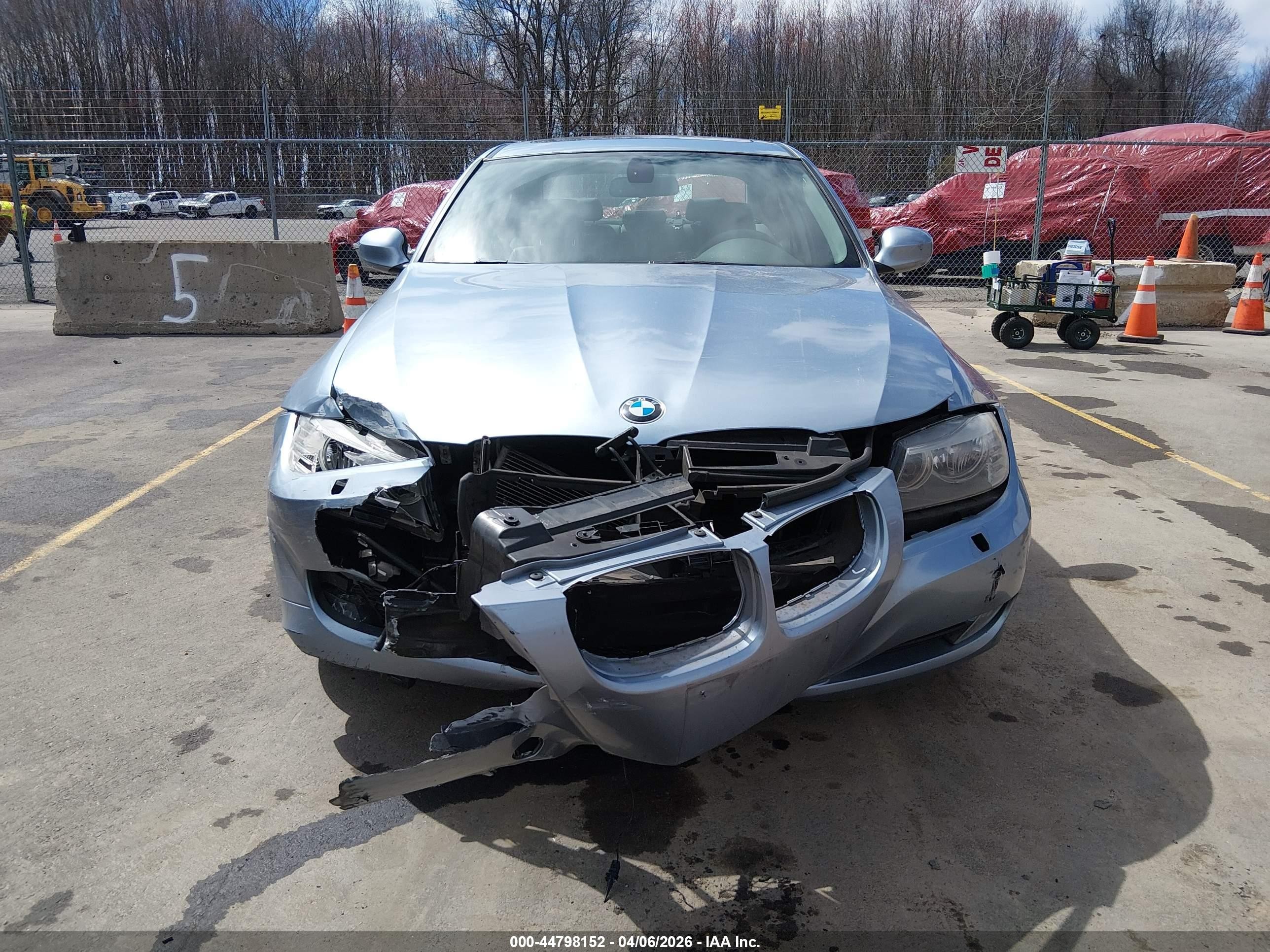 2011 Bmw 328i Xdrive Blue vin: WBAPK5G50BNN79839